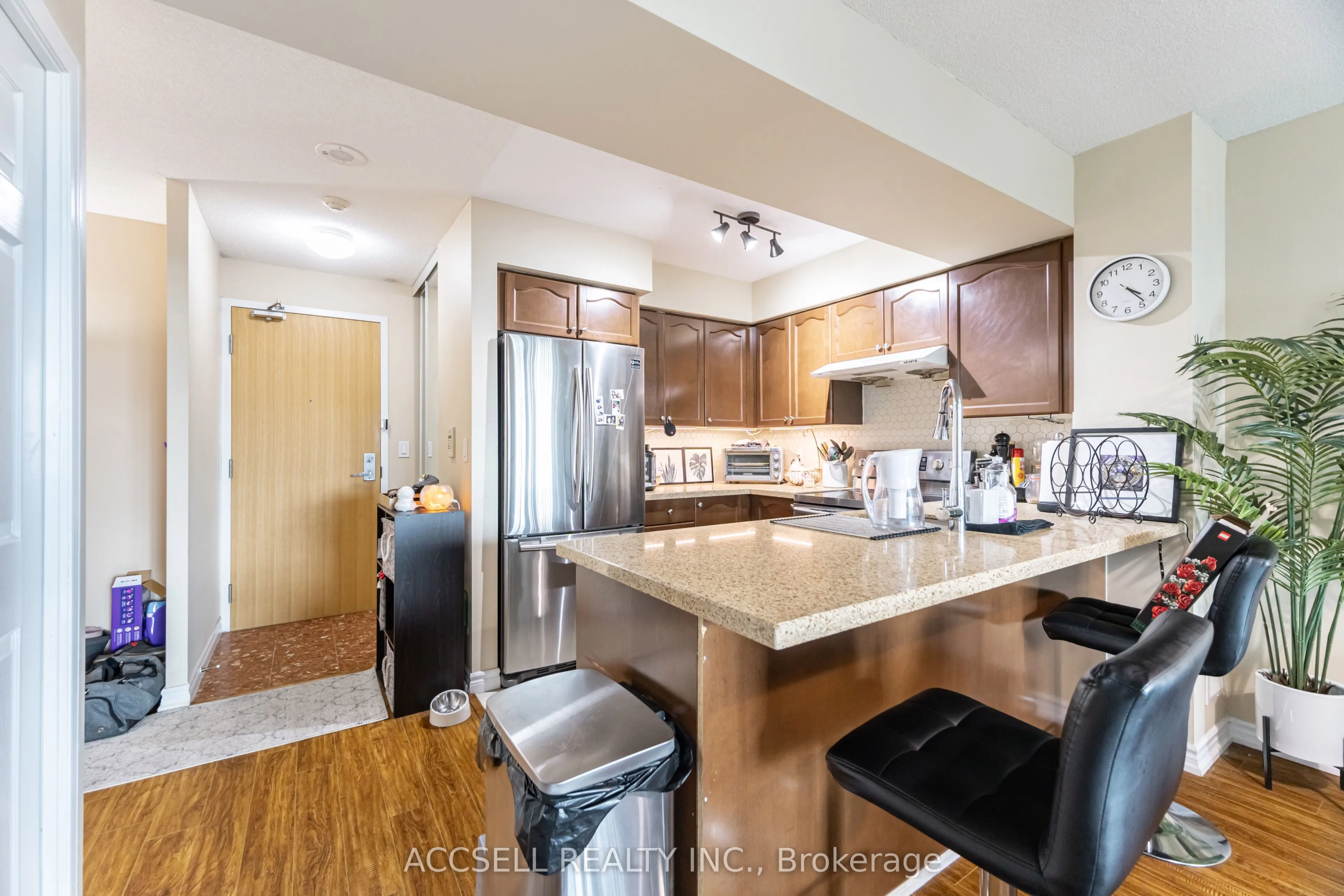 68 Grangeway Avenue, #1015
