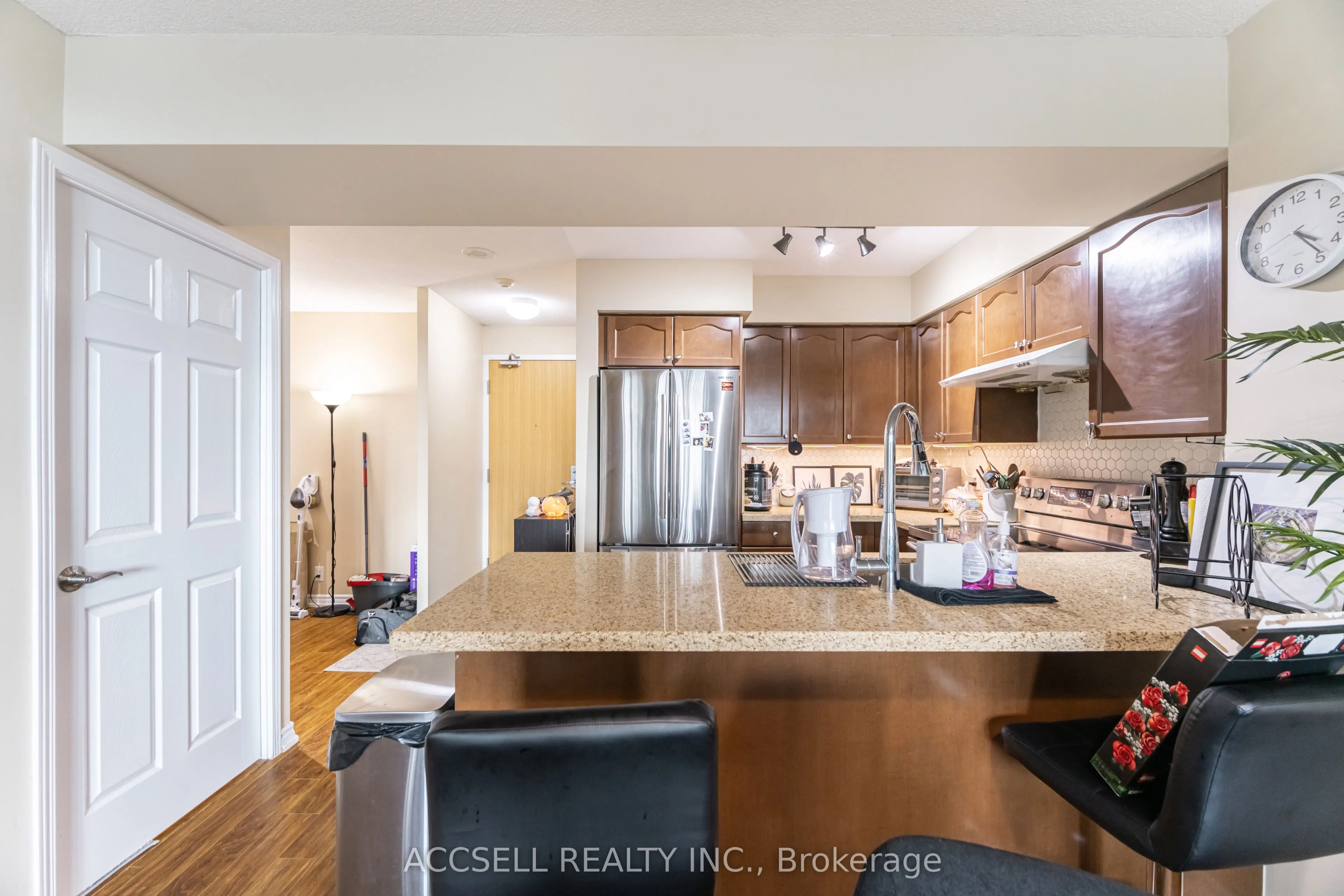 68 Grangeway Avenue, #1015