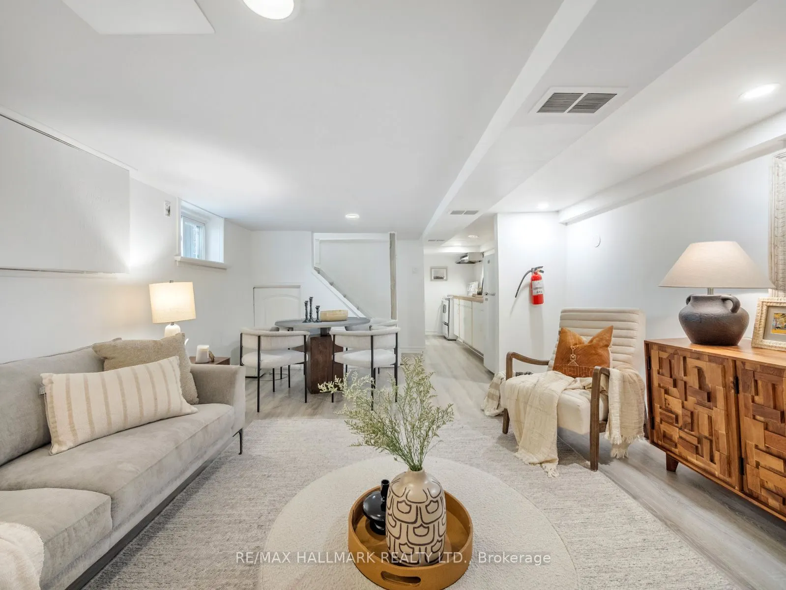 97 Bowmore Road