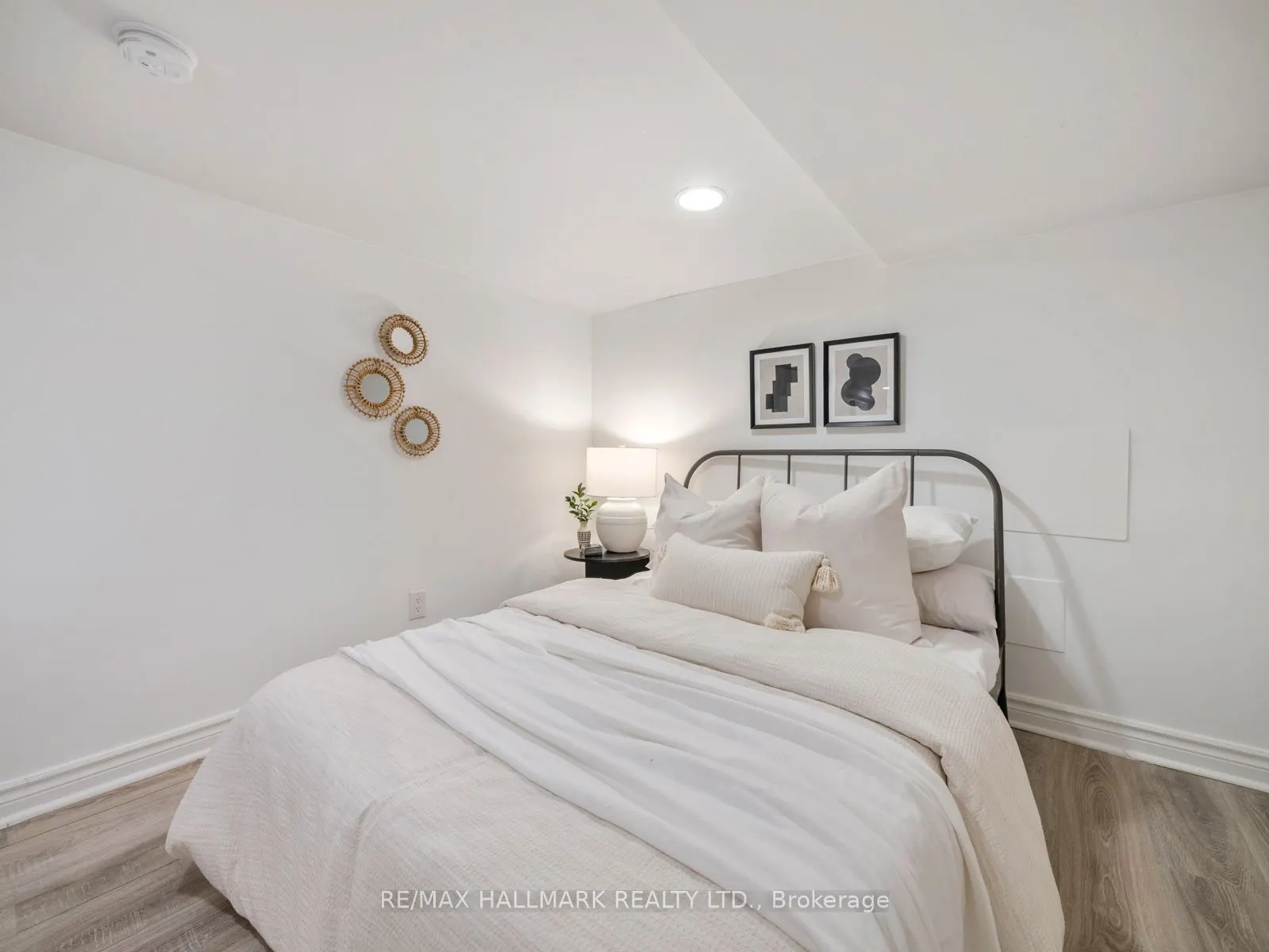 97 Bowmore Road