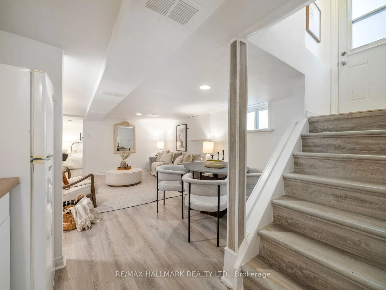 97 Bowmore Road