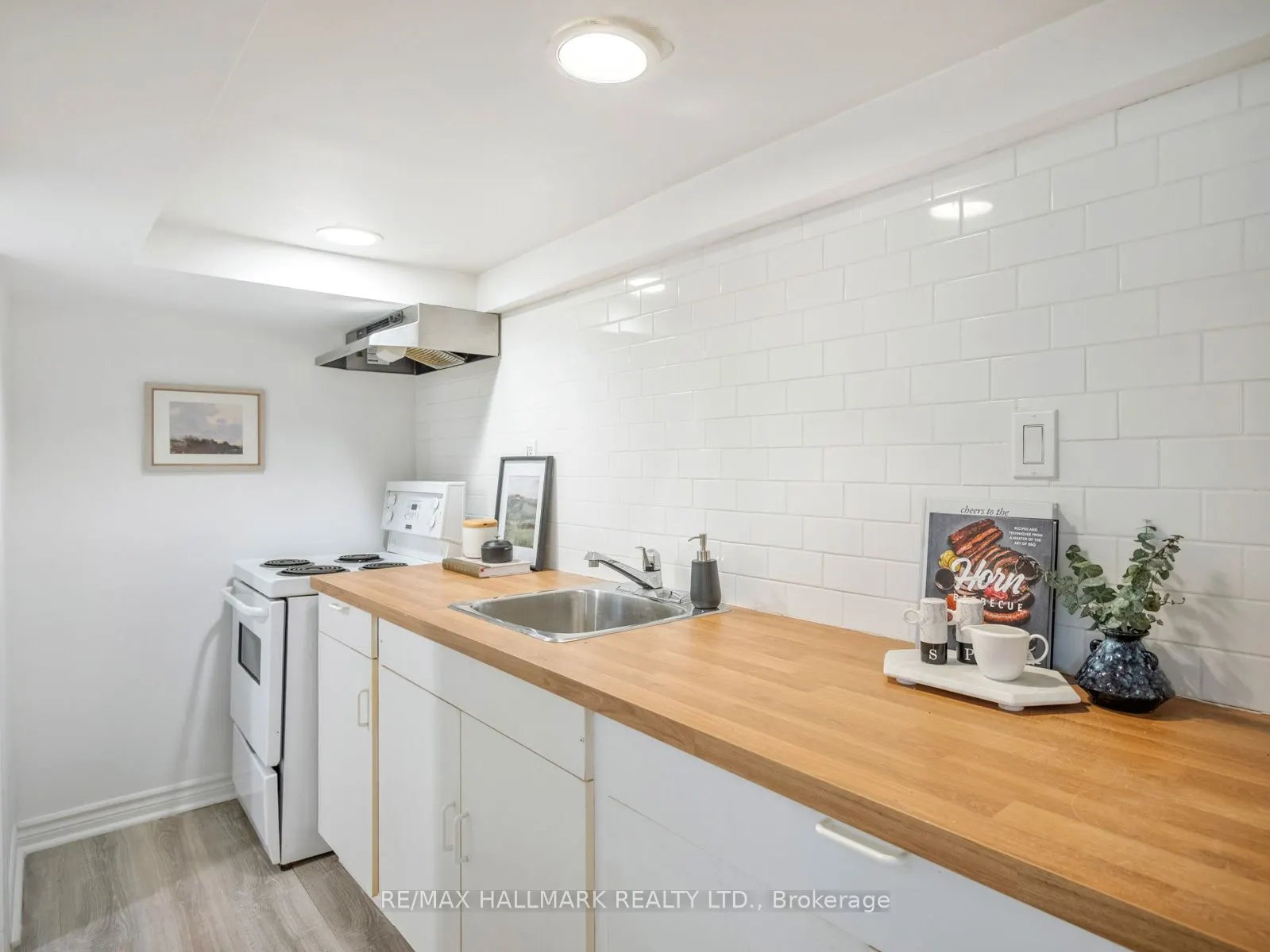 97 Bowmore Road