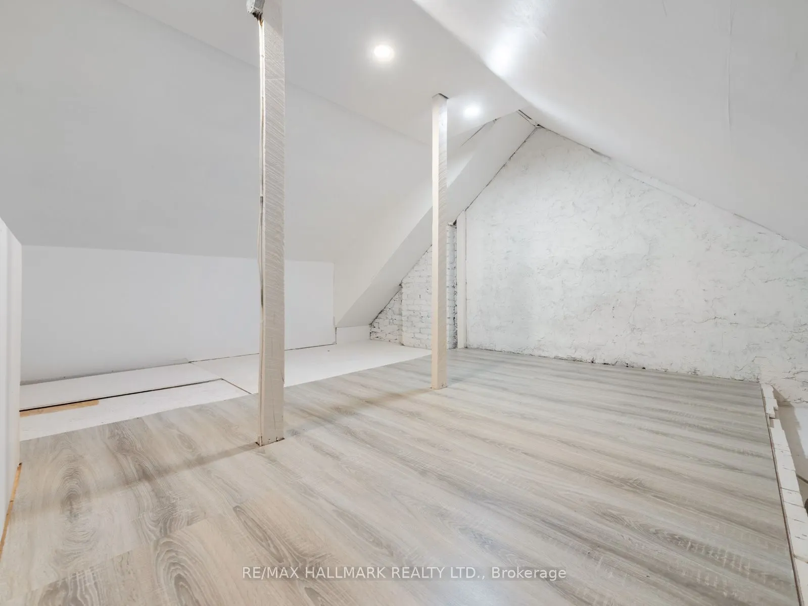 97 Bowmore Road
