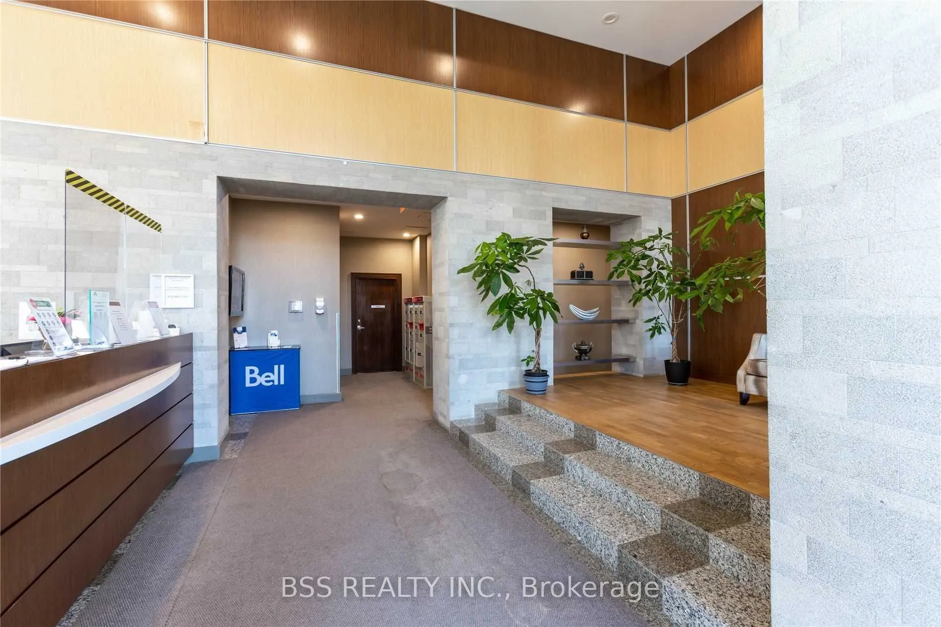 88 Grangeway Avenue, #903