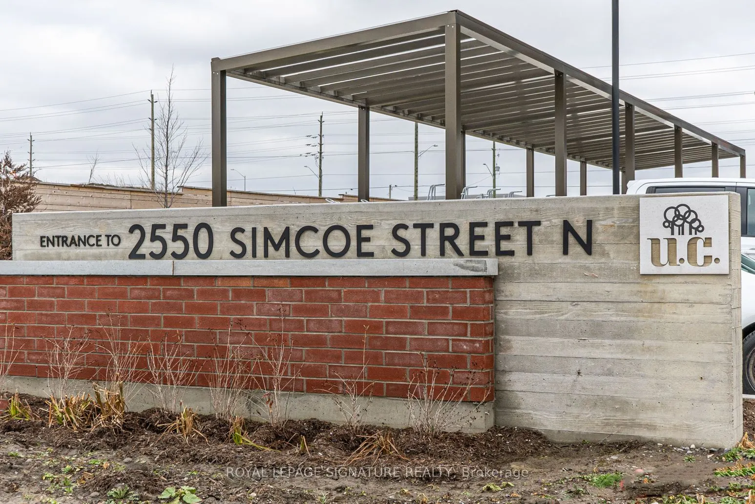 2550 Simcoe Street, #2020