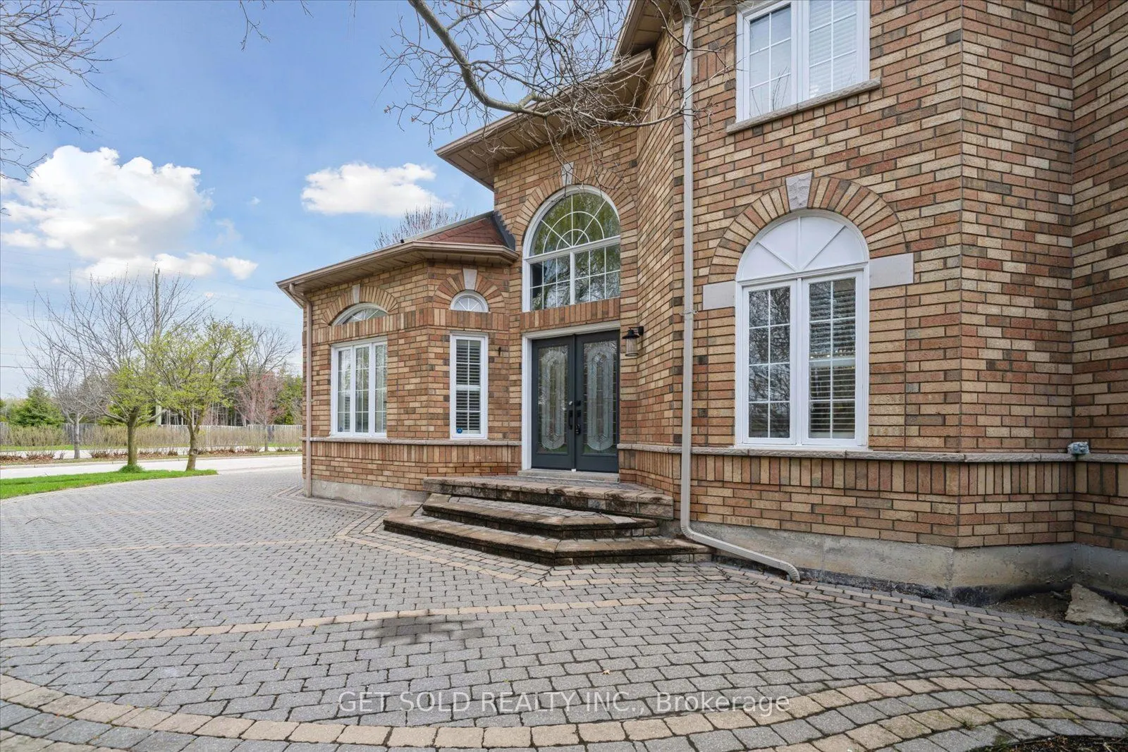 1 McKie Court