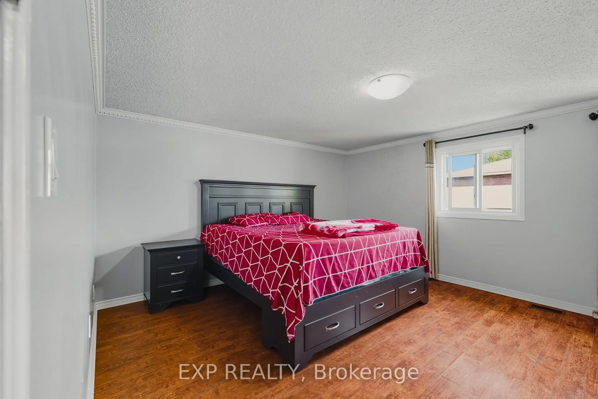 2 Blackburn Crescent