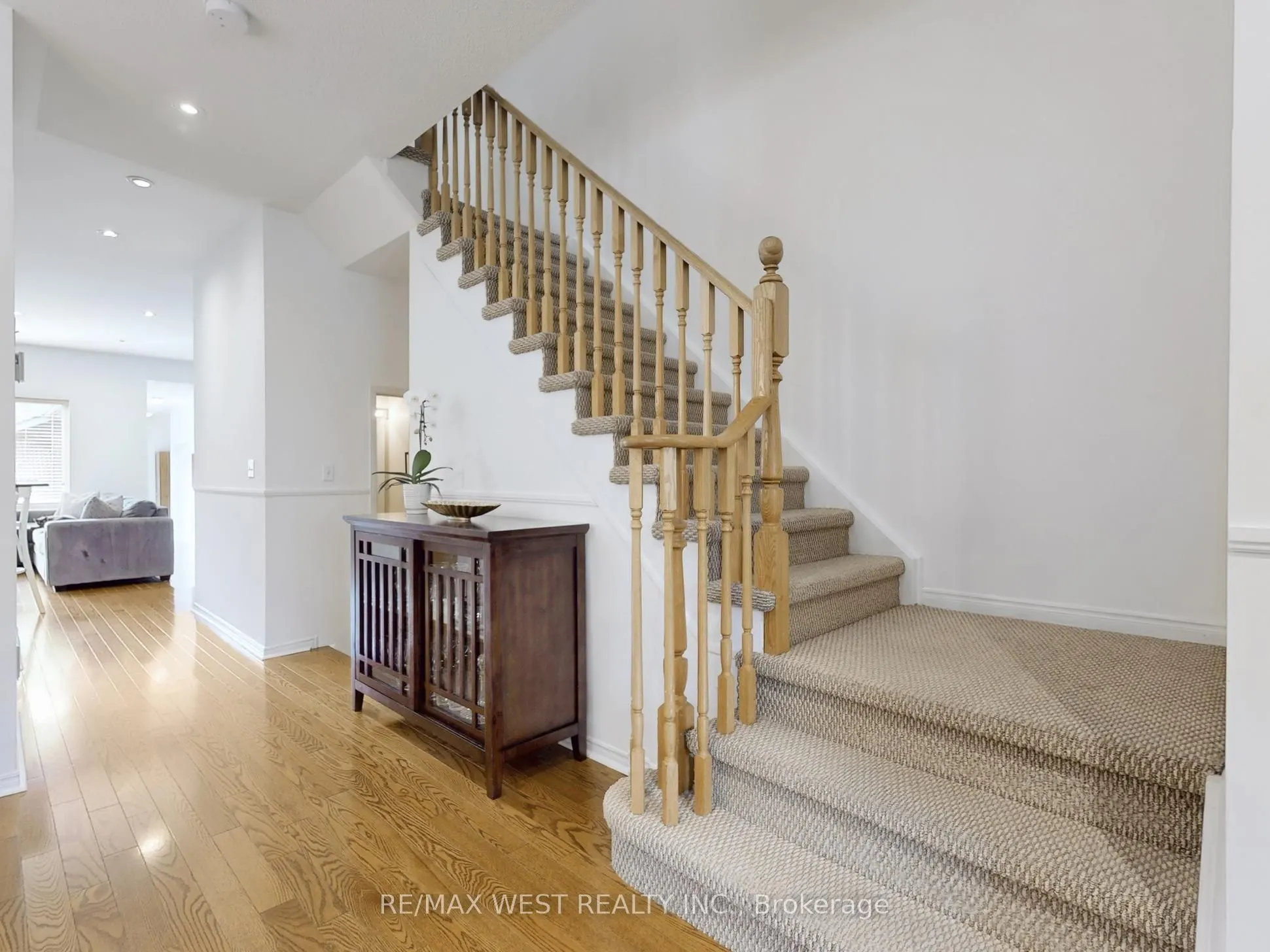 22 Sierra Drive