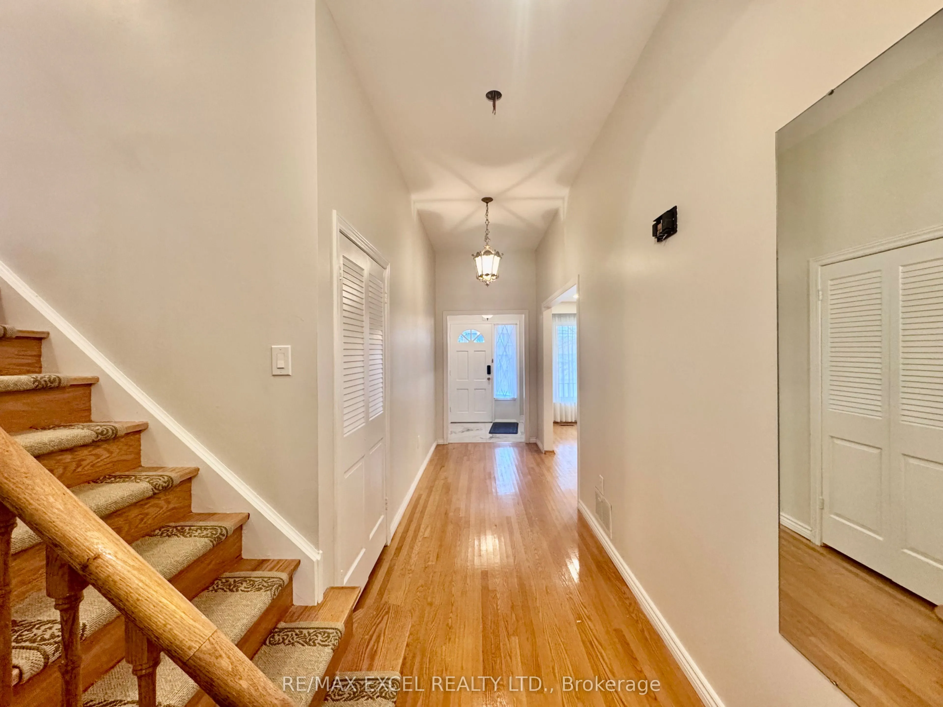 63 Hornshill Drive, #Upper
