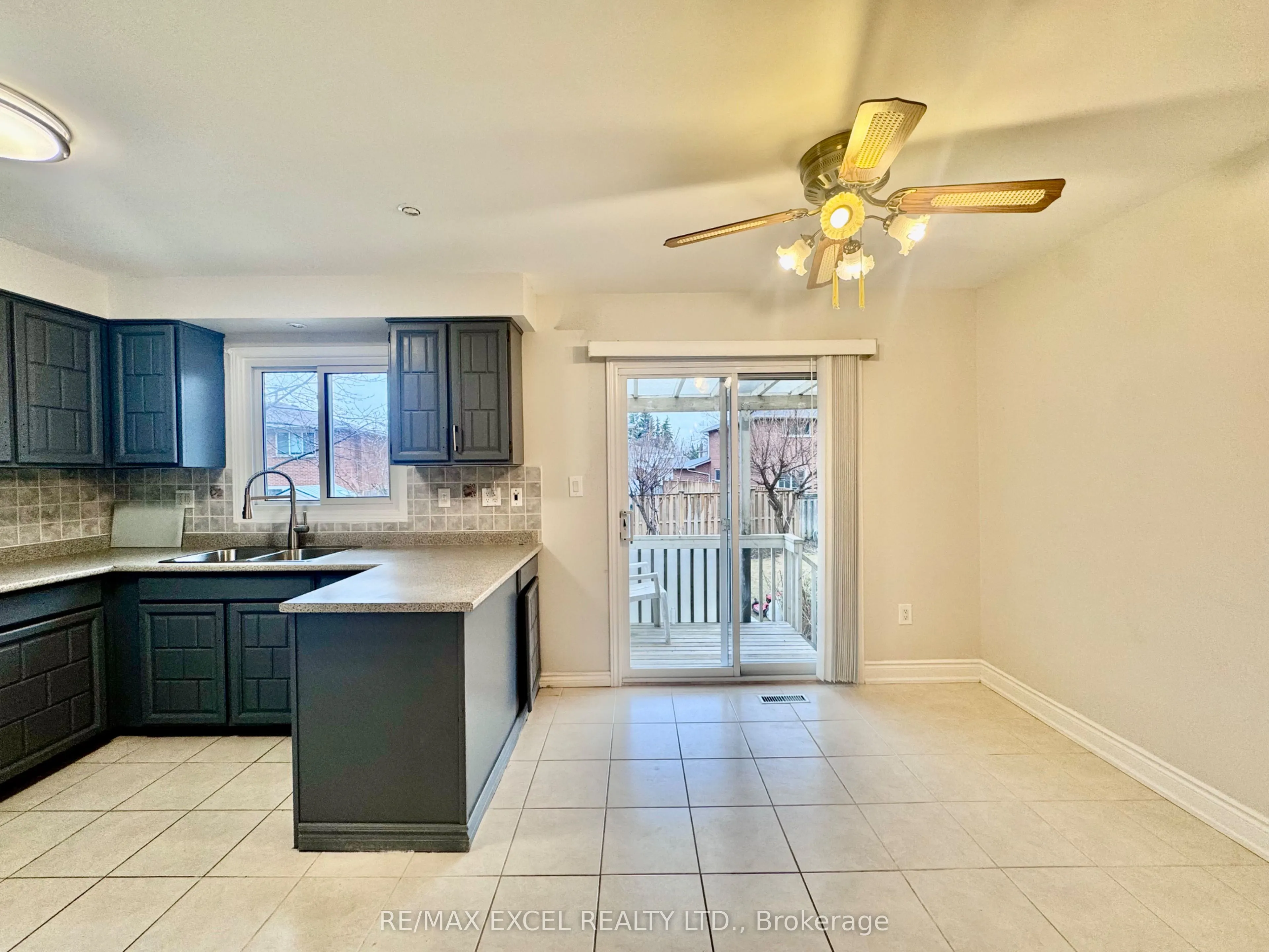 63 Hornshill Drive, #Upper