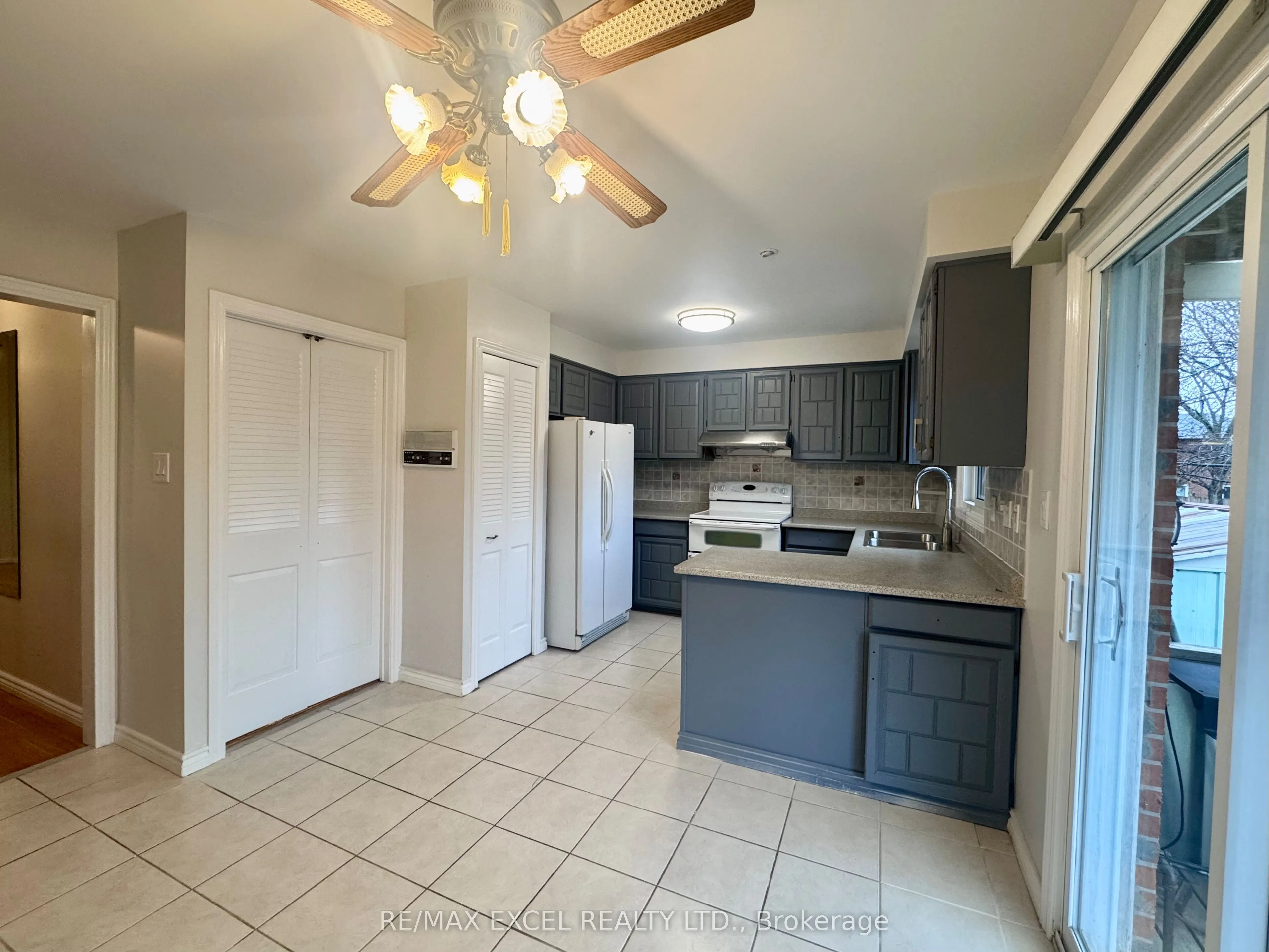 63 Hornshill Drive, #Upper