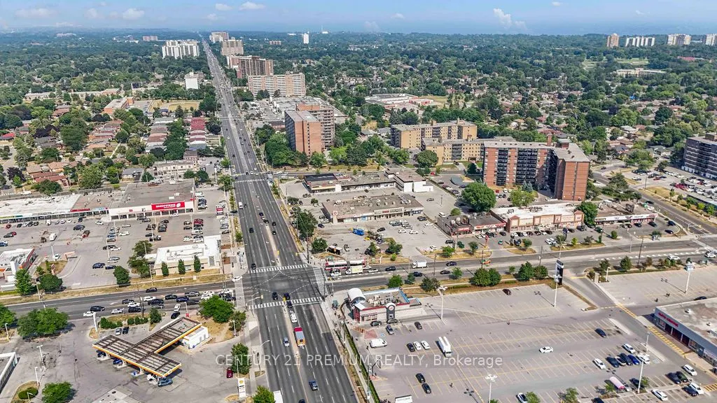 3601 Lawrence Avenue E, #5