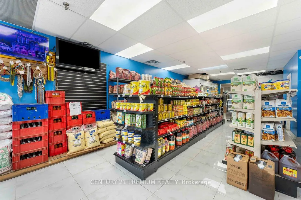 3601 Lawrence Avenue E, #5