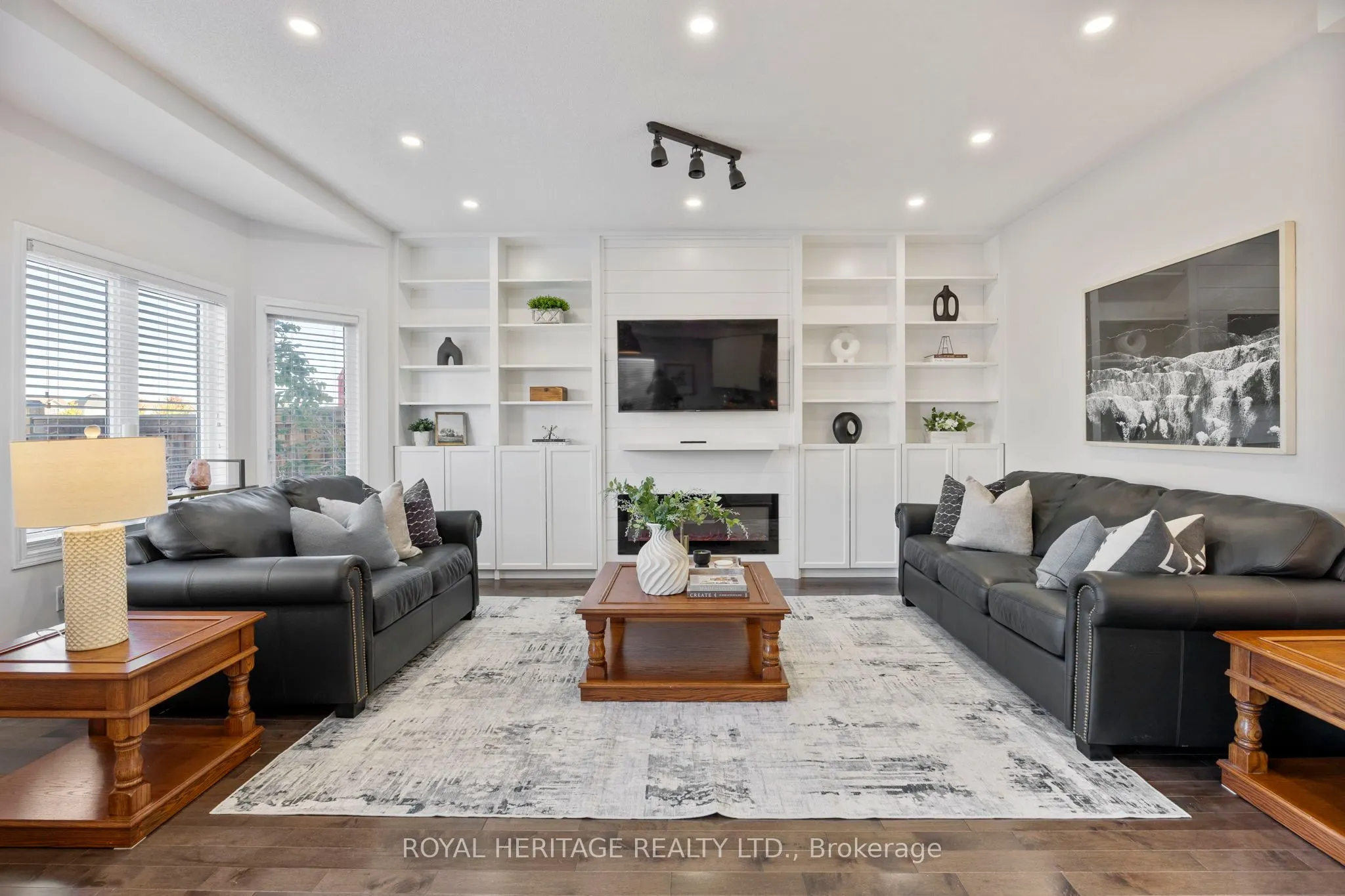 86 Northglen Boulevard