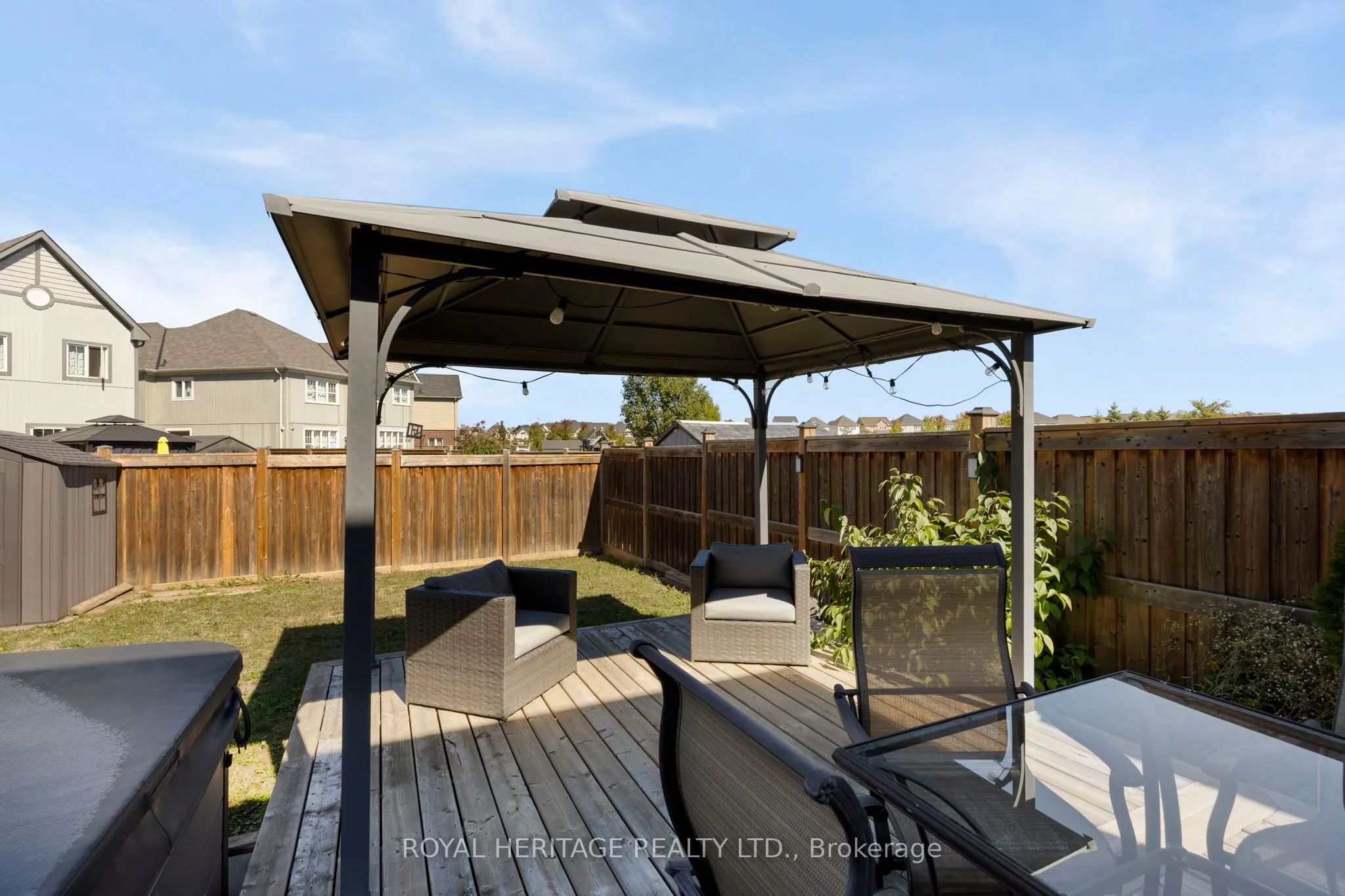 86 Northglen Boulevard