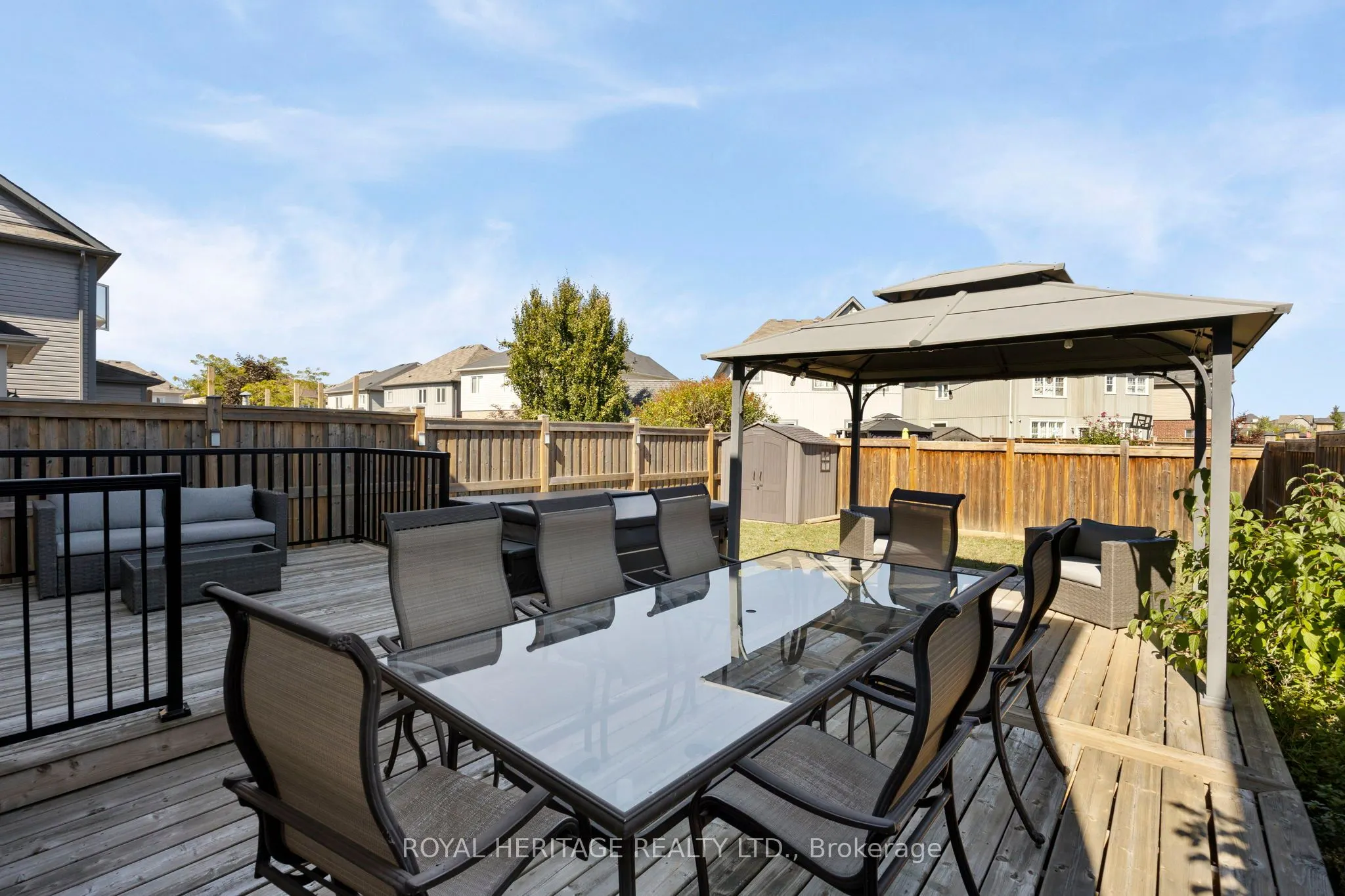 86 Northglen Boulevard