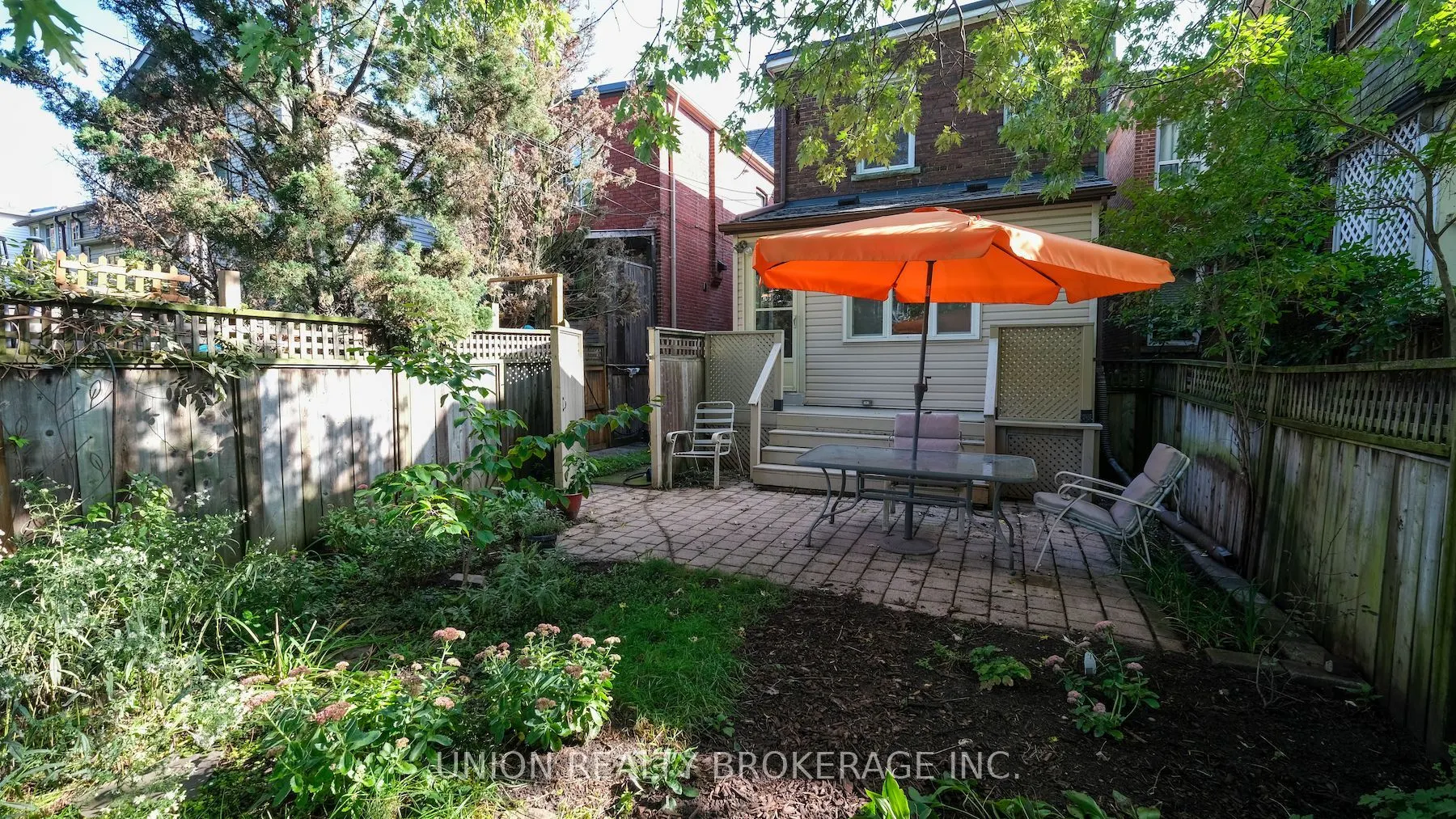 32 Cedarvale Avenue