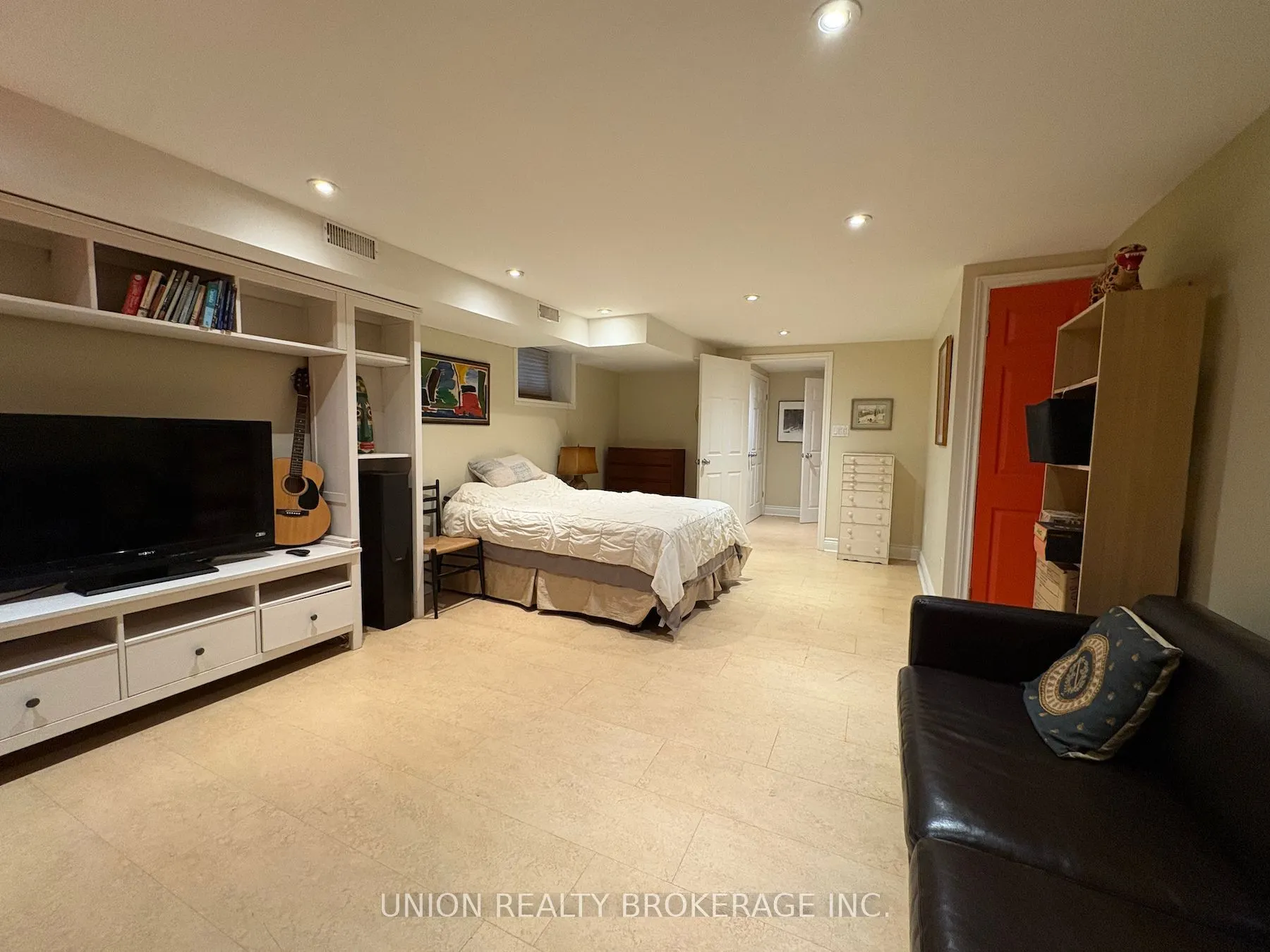 32 Cedarvale Avenue