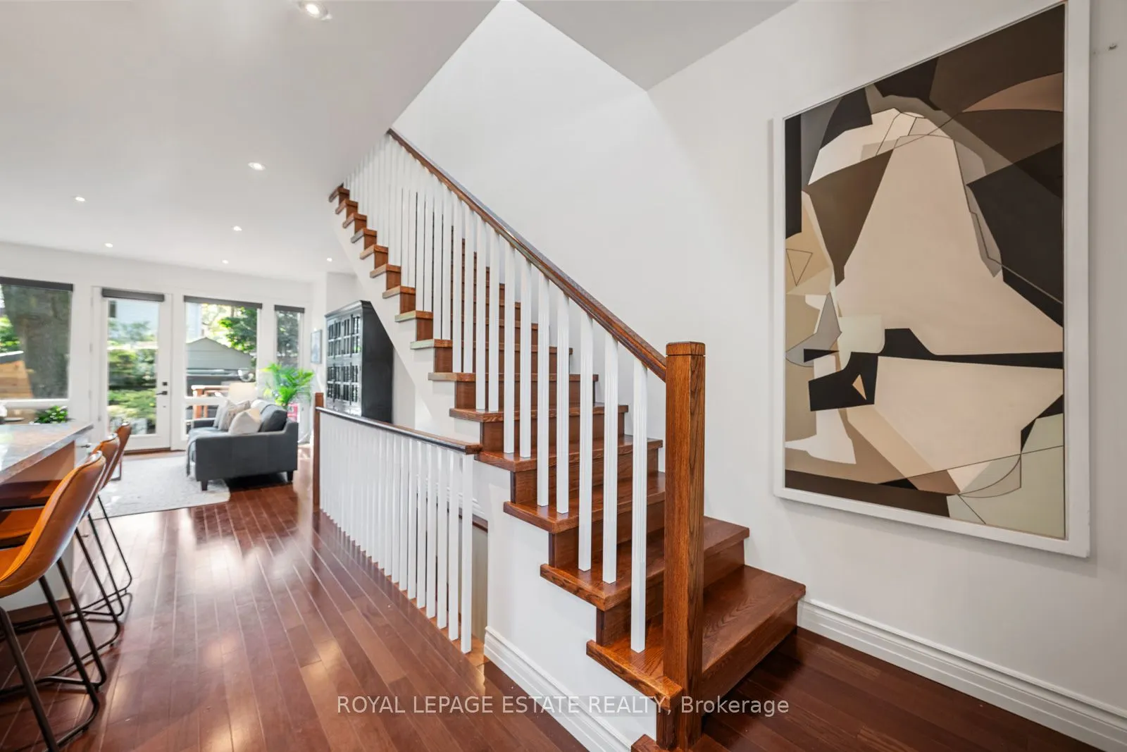 158 Warden Avenue