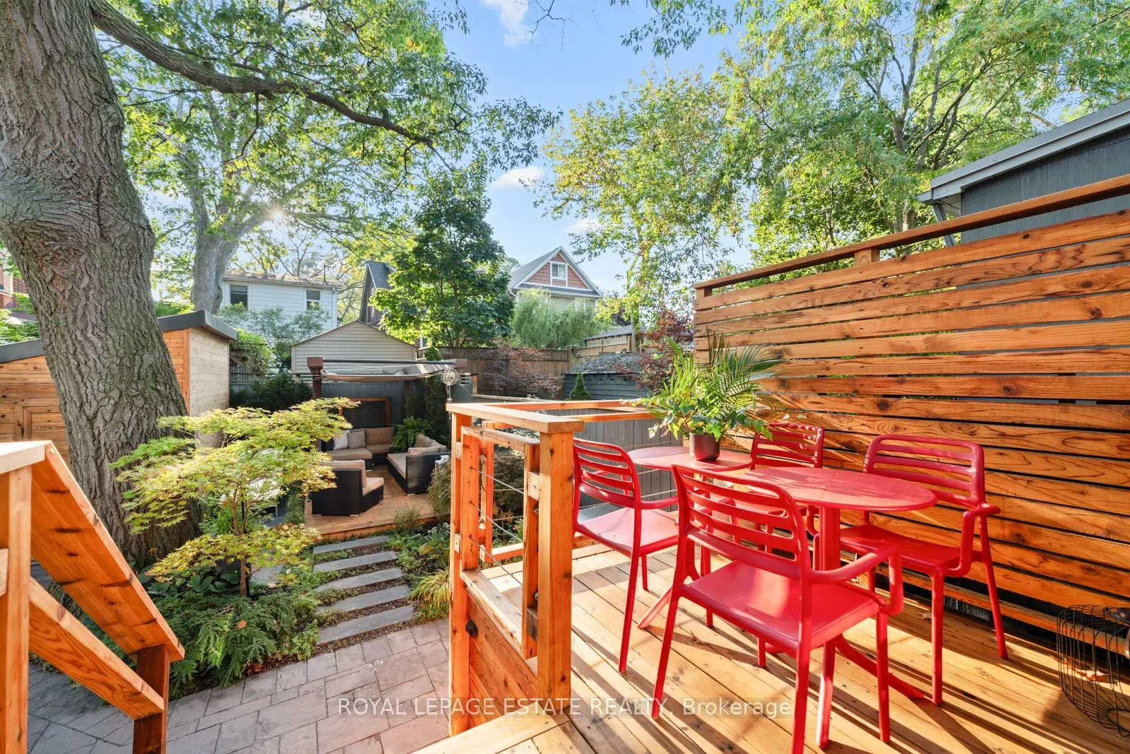 158 Warden Avenue