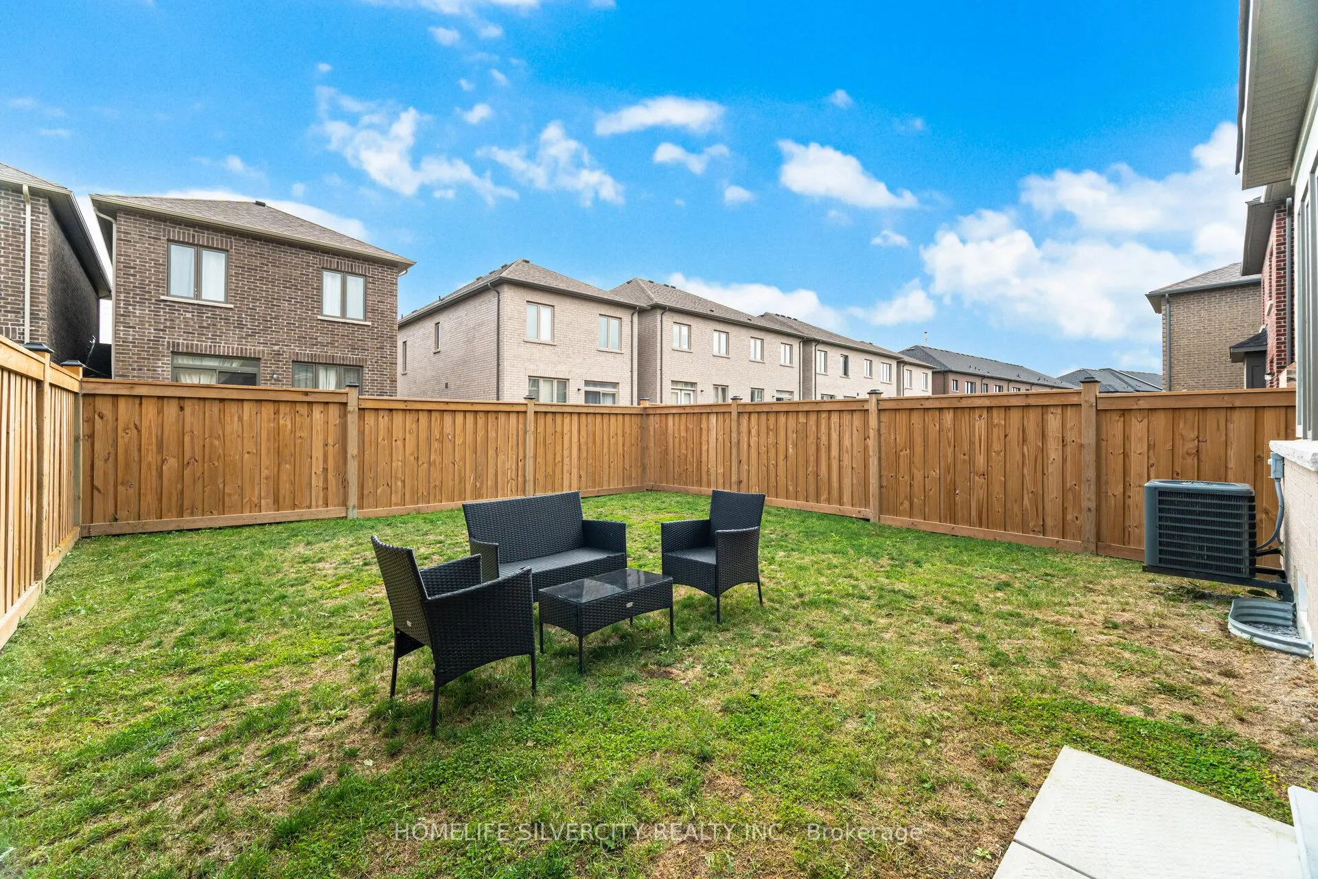 45 Ogston Crescent