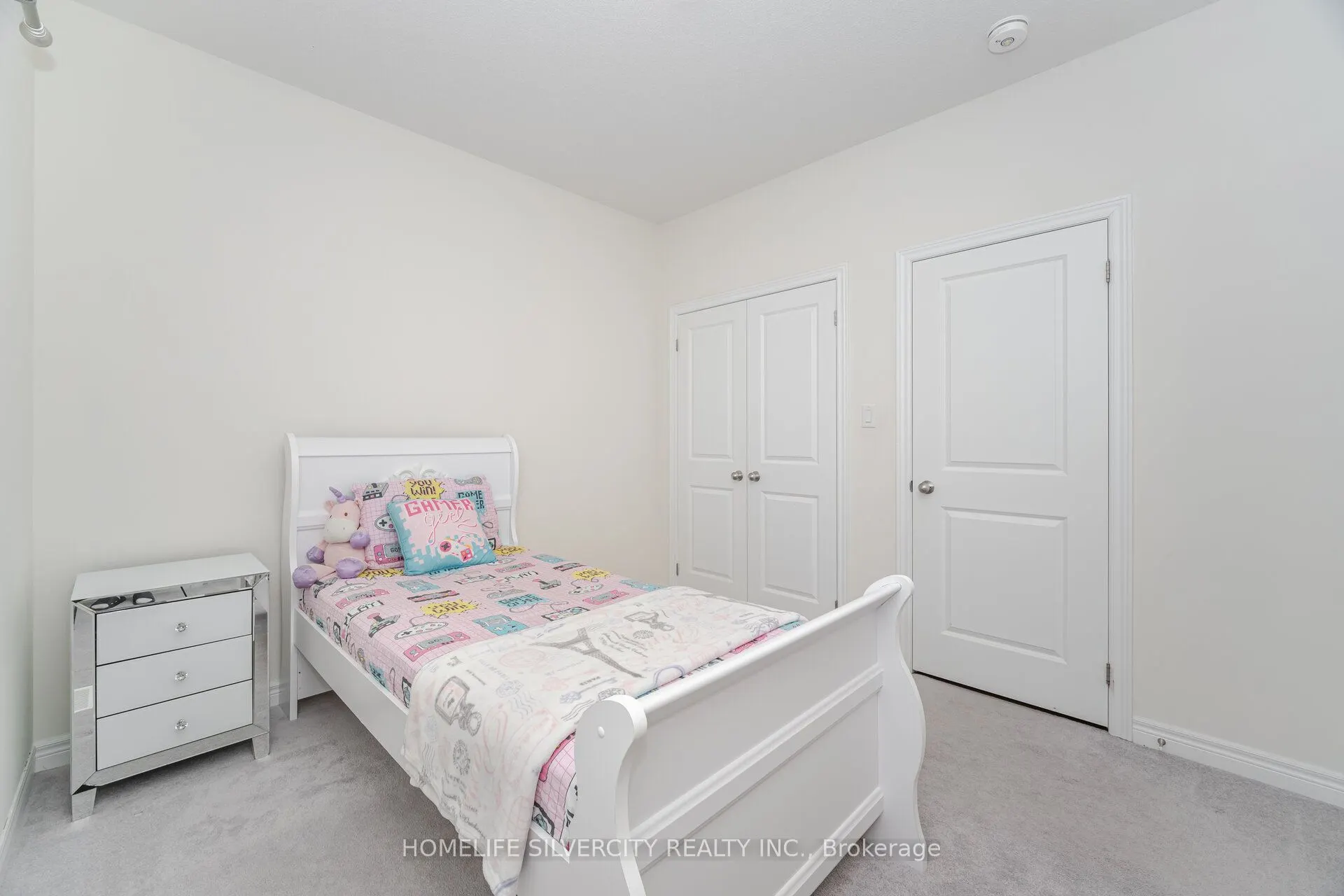45 Ogston Crescent