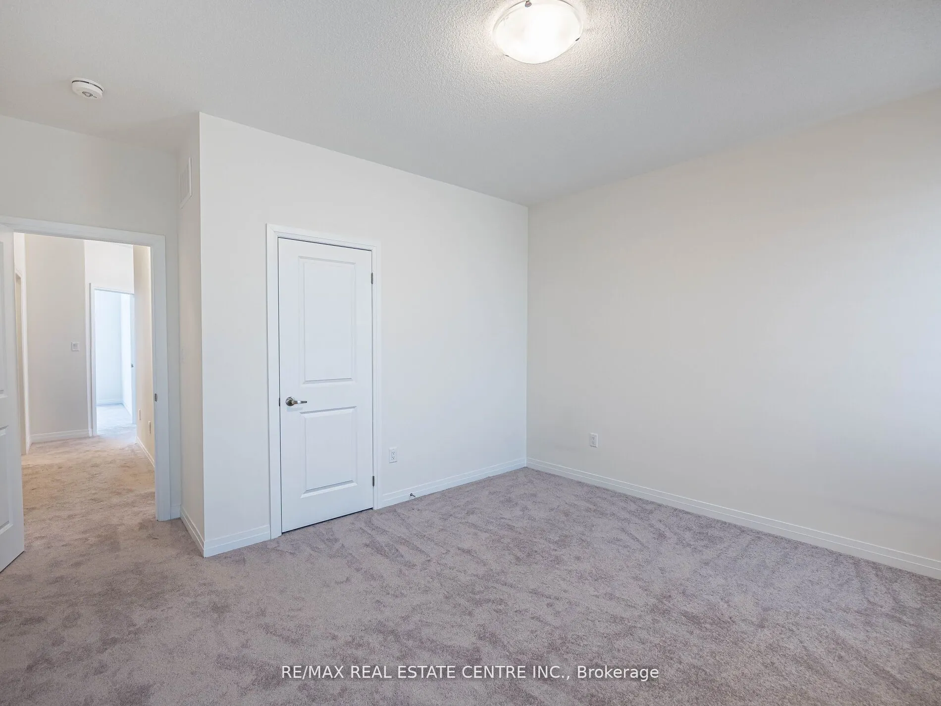 2921 Nakina Street