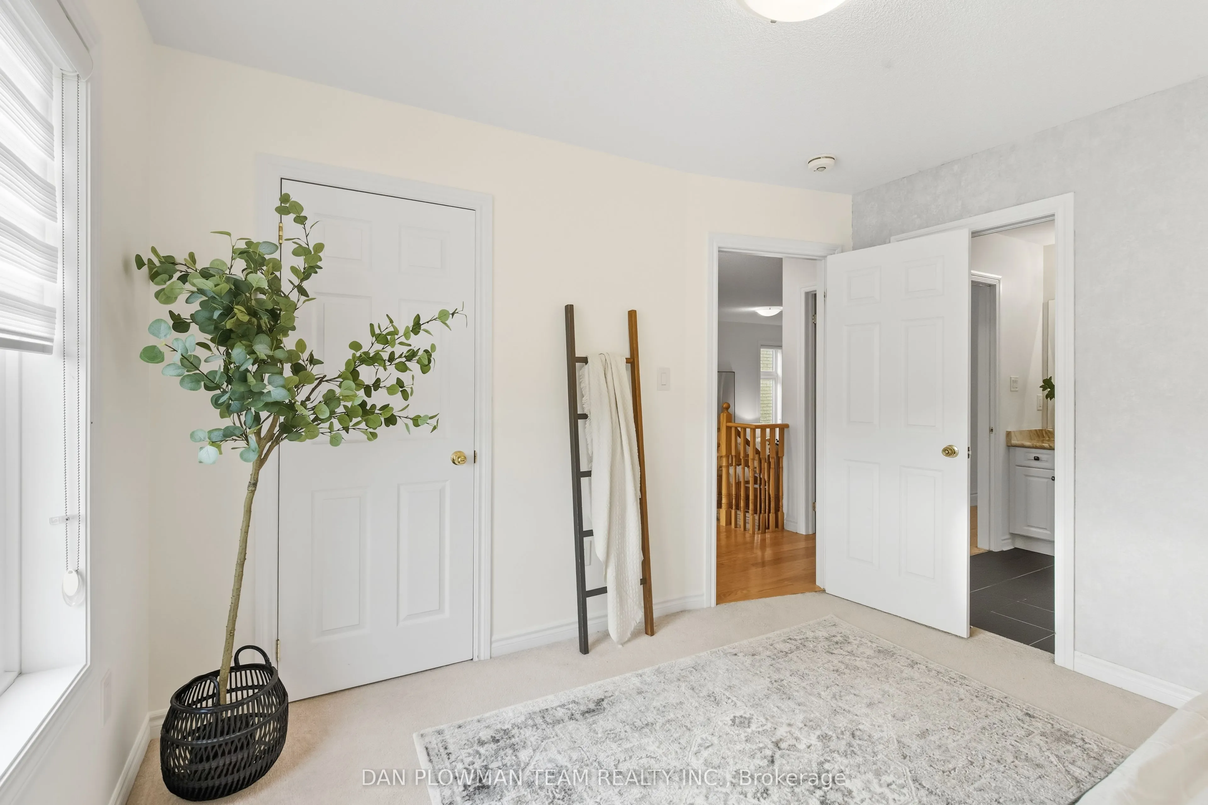 11 Ravensedge Court