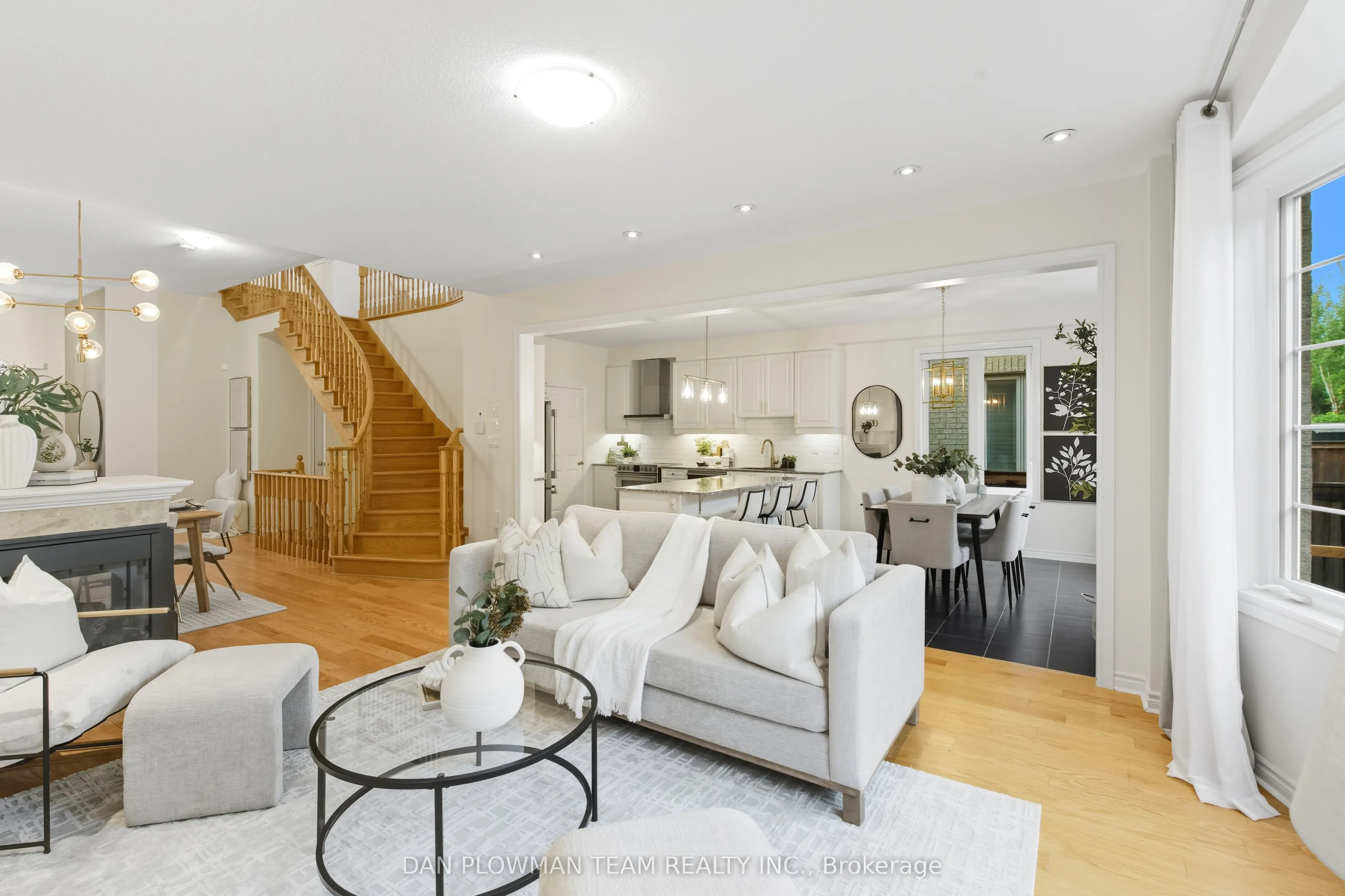 11 Ravensedge Court