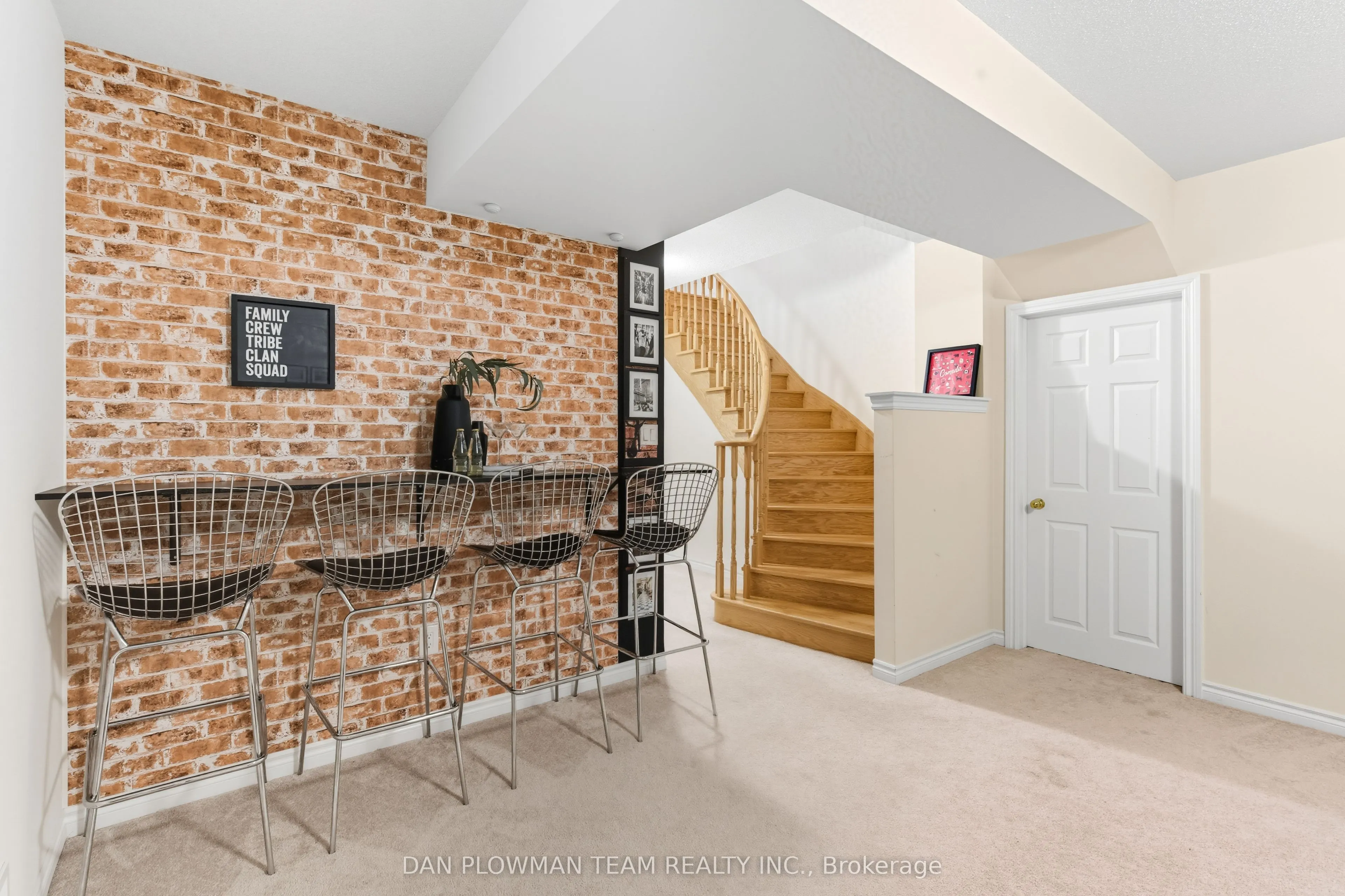 11 Ravensedge Court