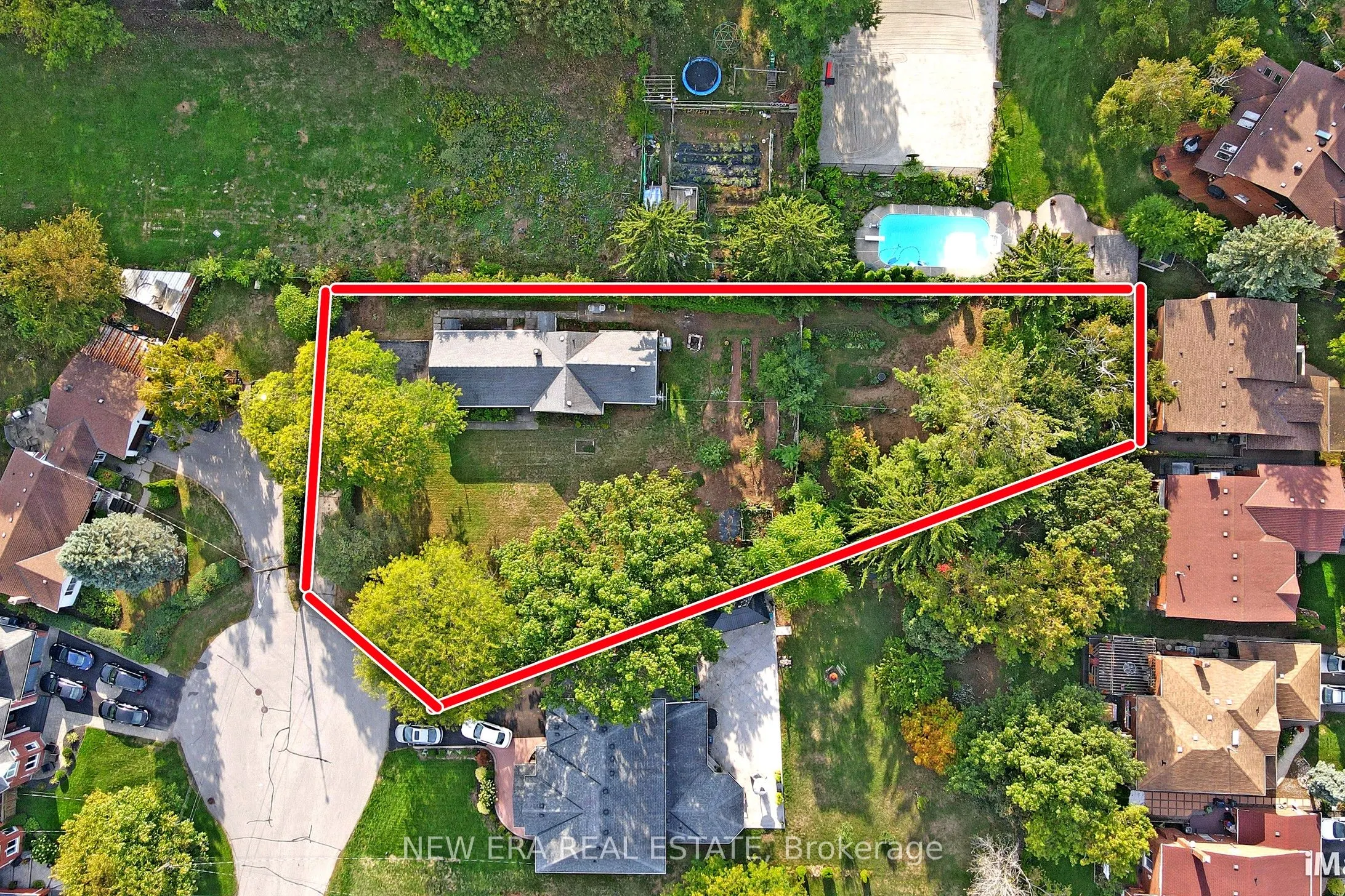 28 Thomas Avenue