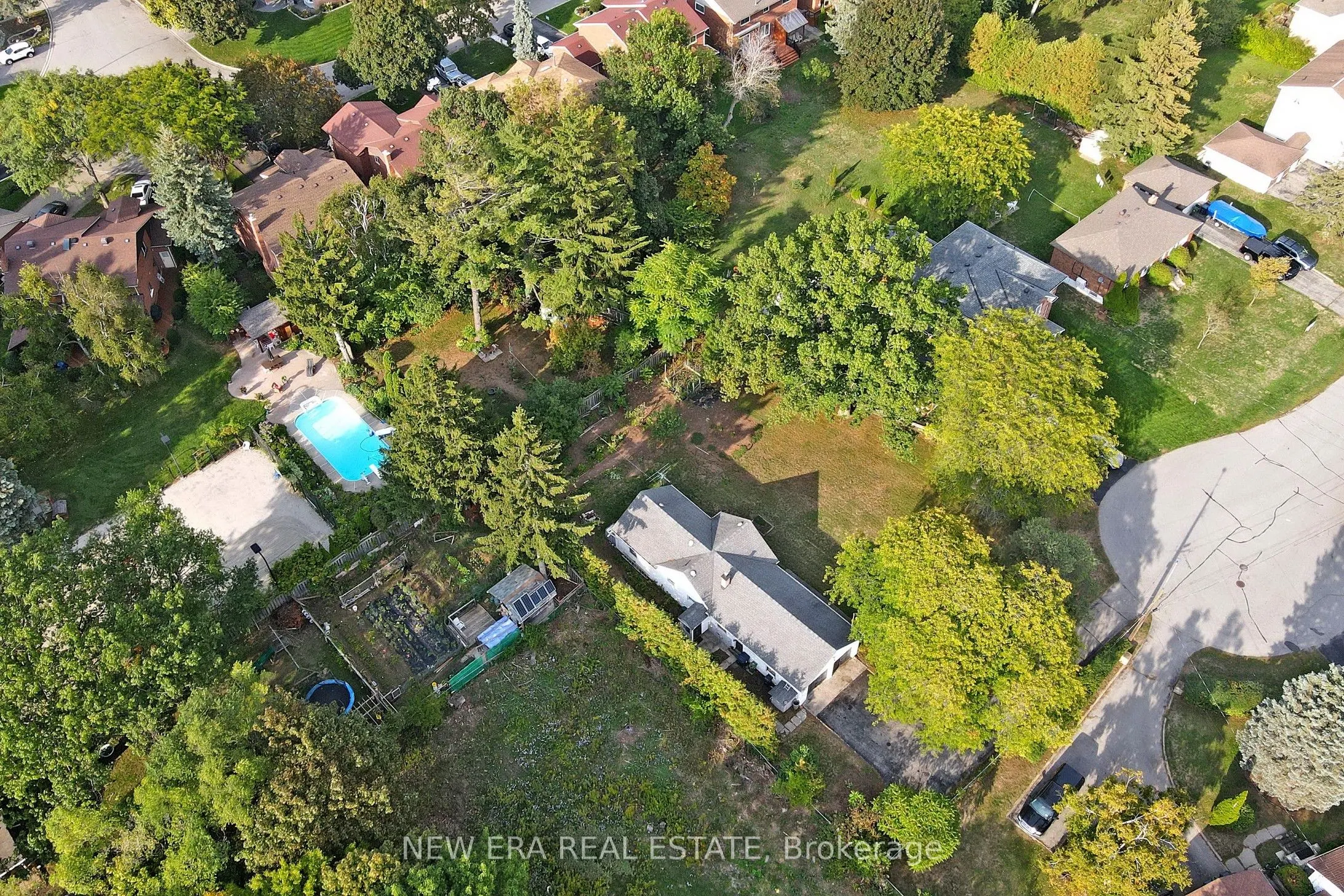 28 Thomas Avenue