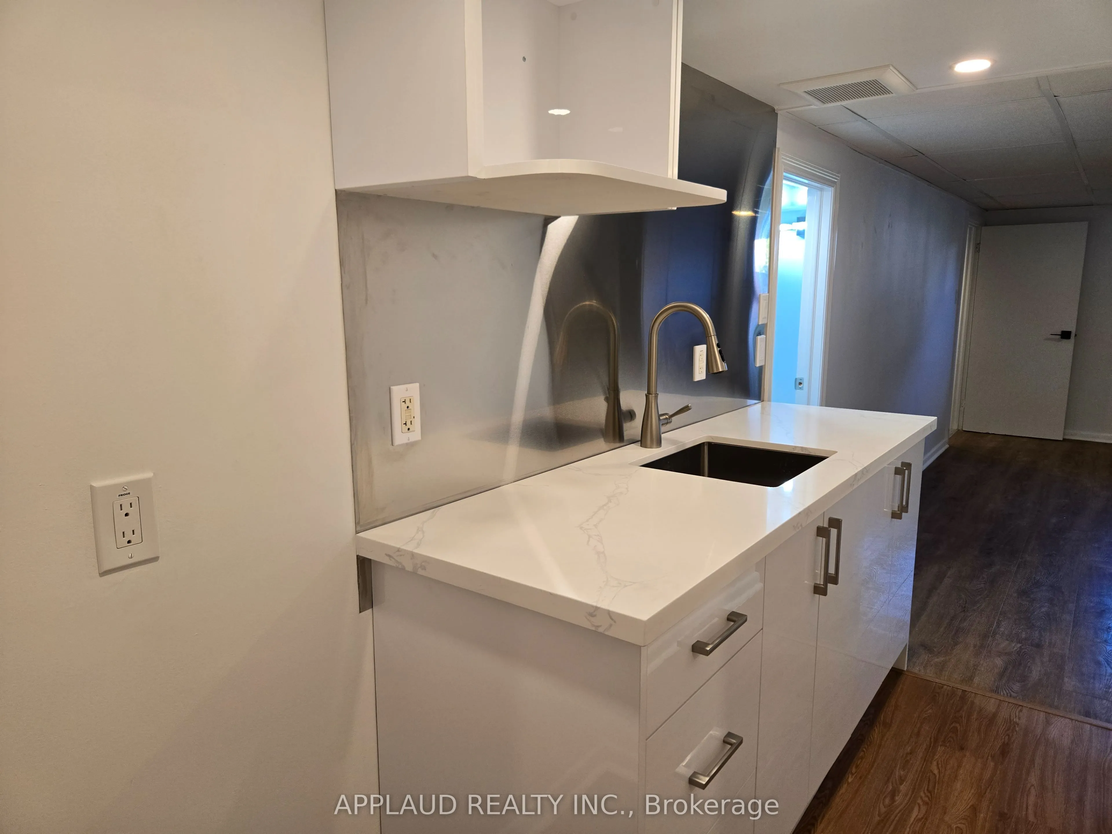21 Galbraith Avenue, #BASEMENT