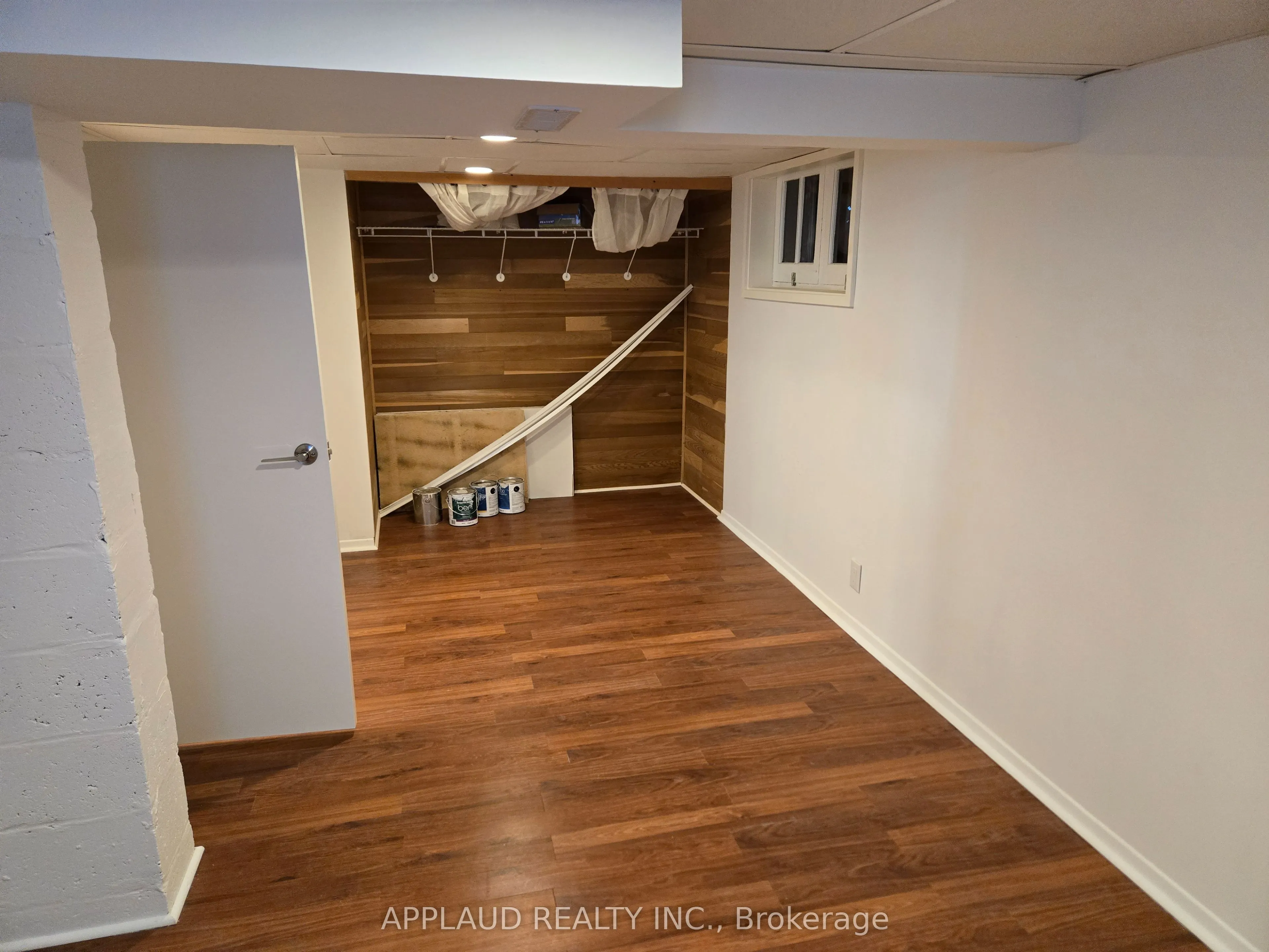 21 Galbraith Avenue, #BASEMENT