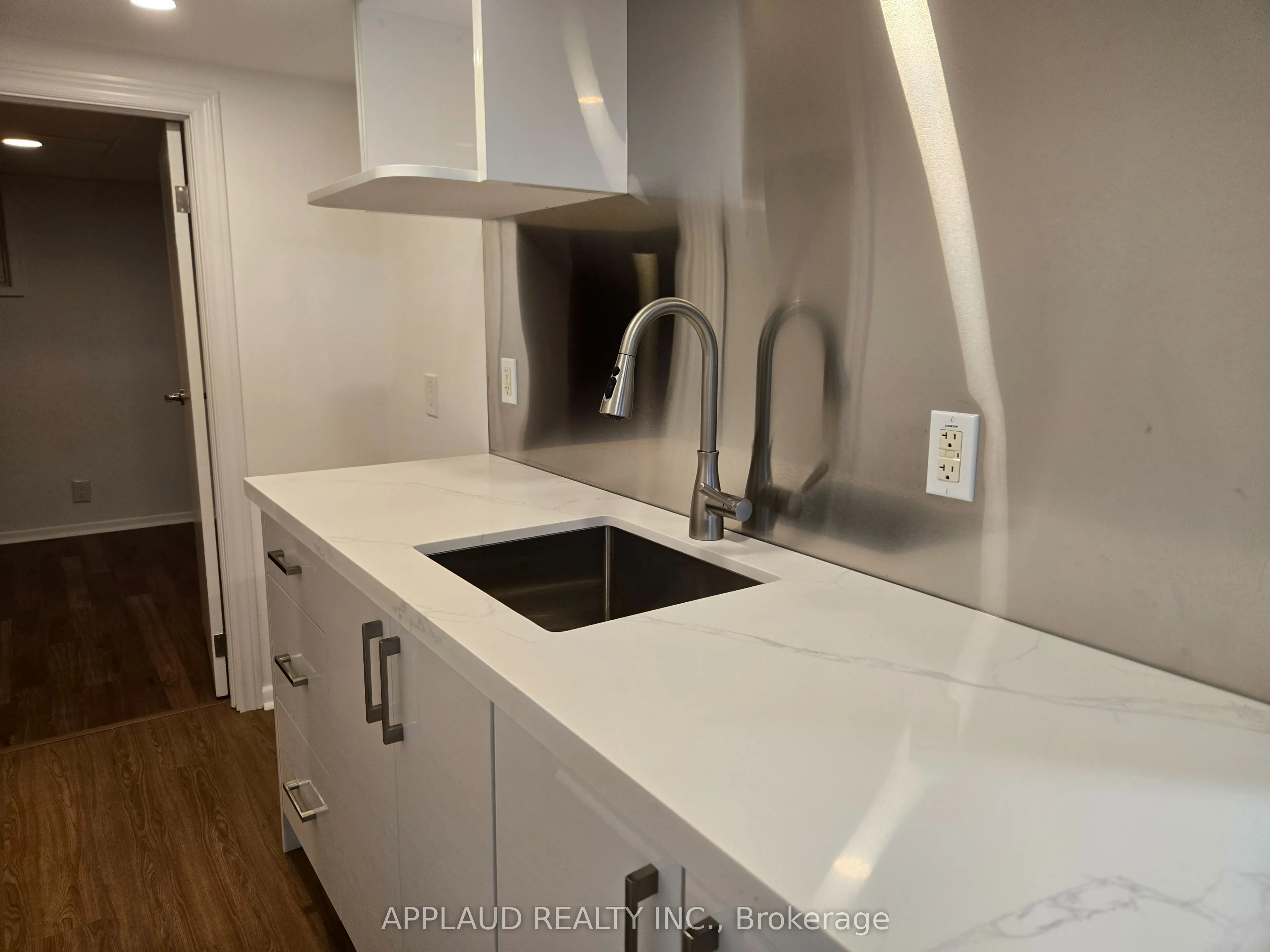 21 Galbraith Avenue, #BASEMENT