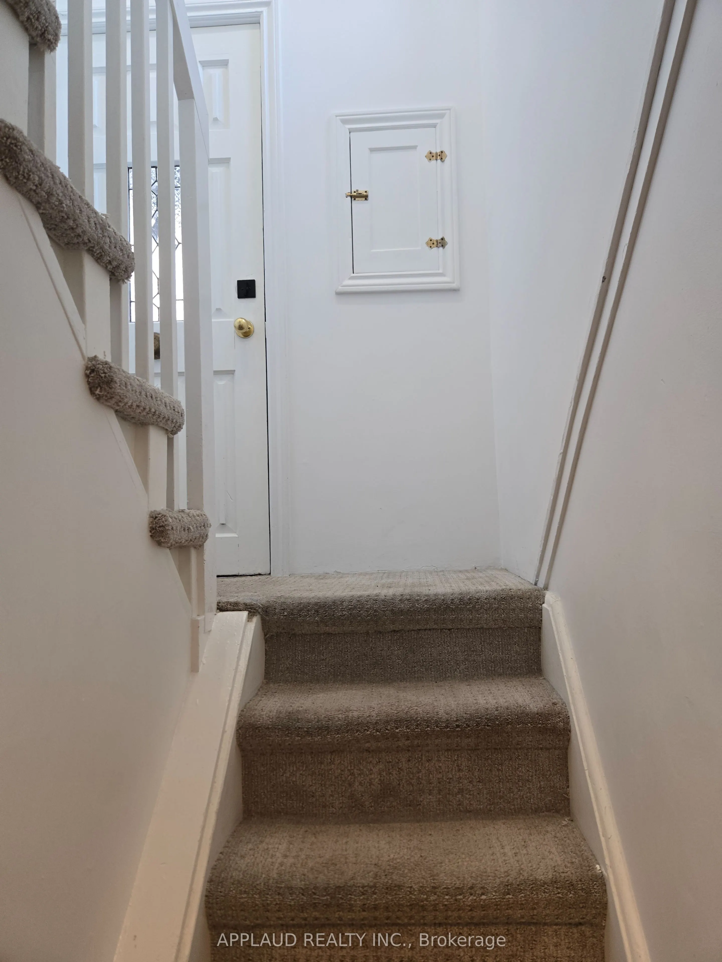 21 Galbraith Avenue, #BASEMENT