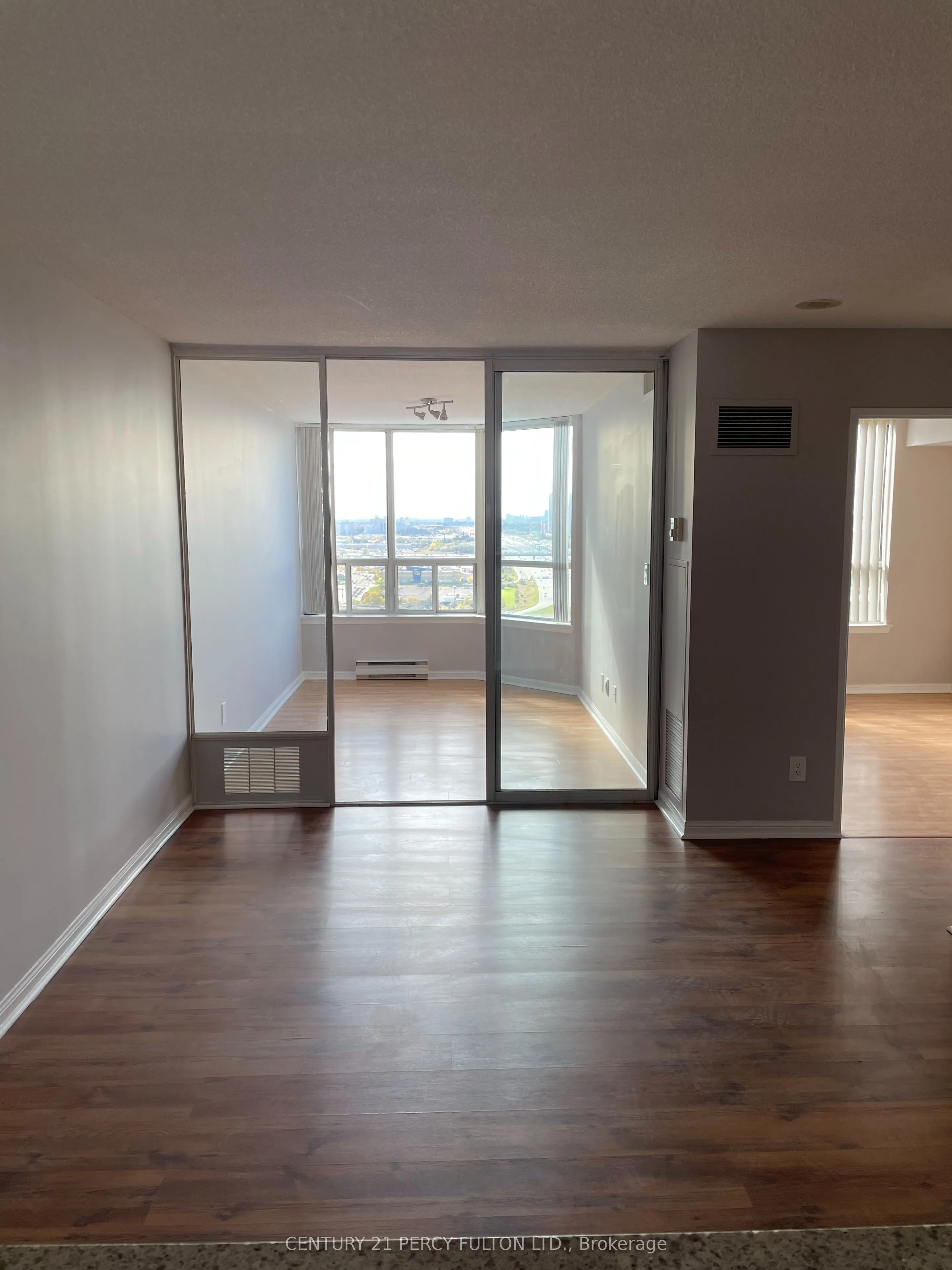 88 Corporate Drive, #2512