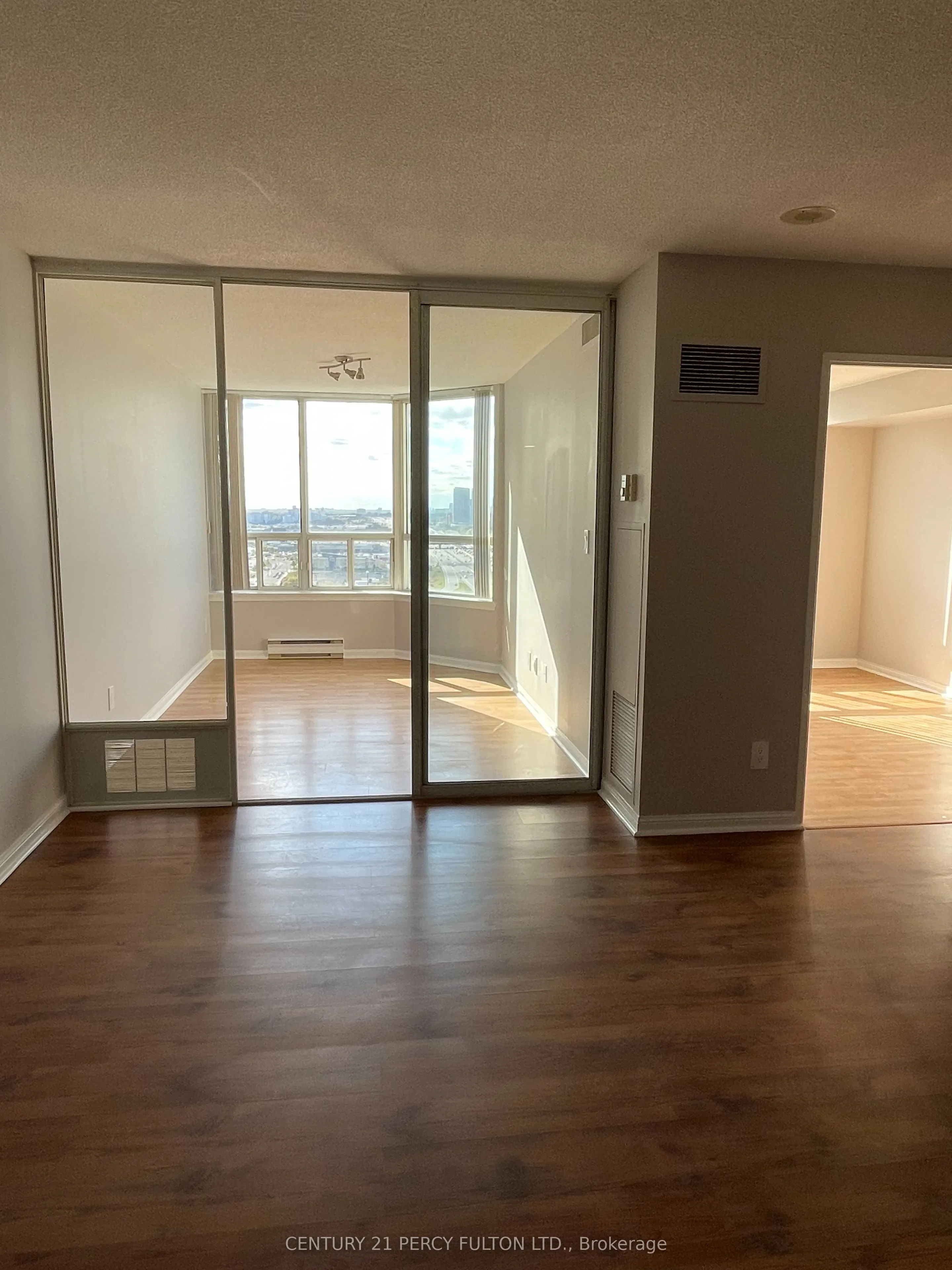 88 Corporate Drive, #2512