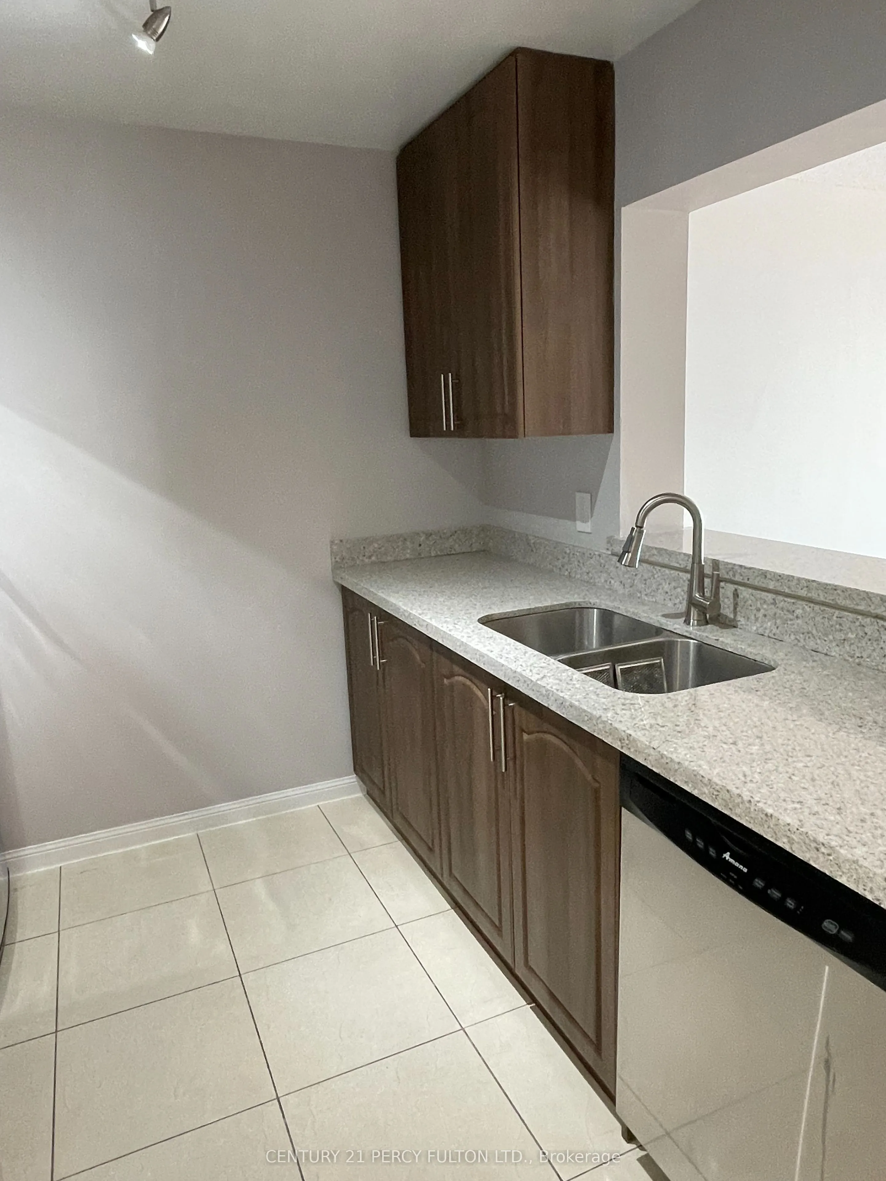 88 Corporate Drive, #2512