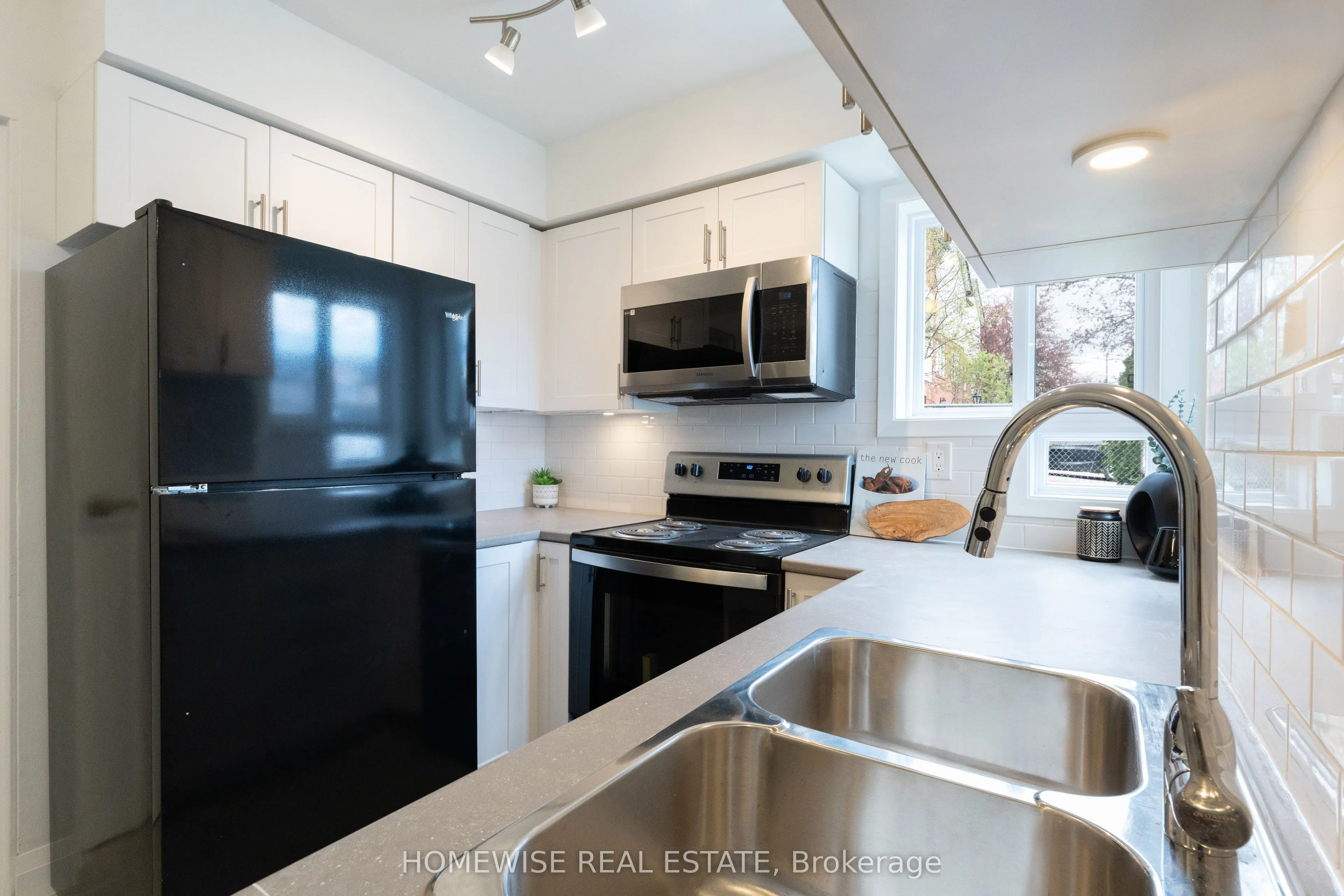 240 Ormond Drive, #D3