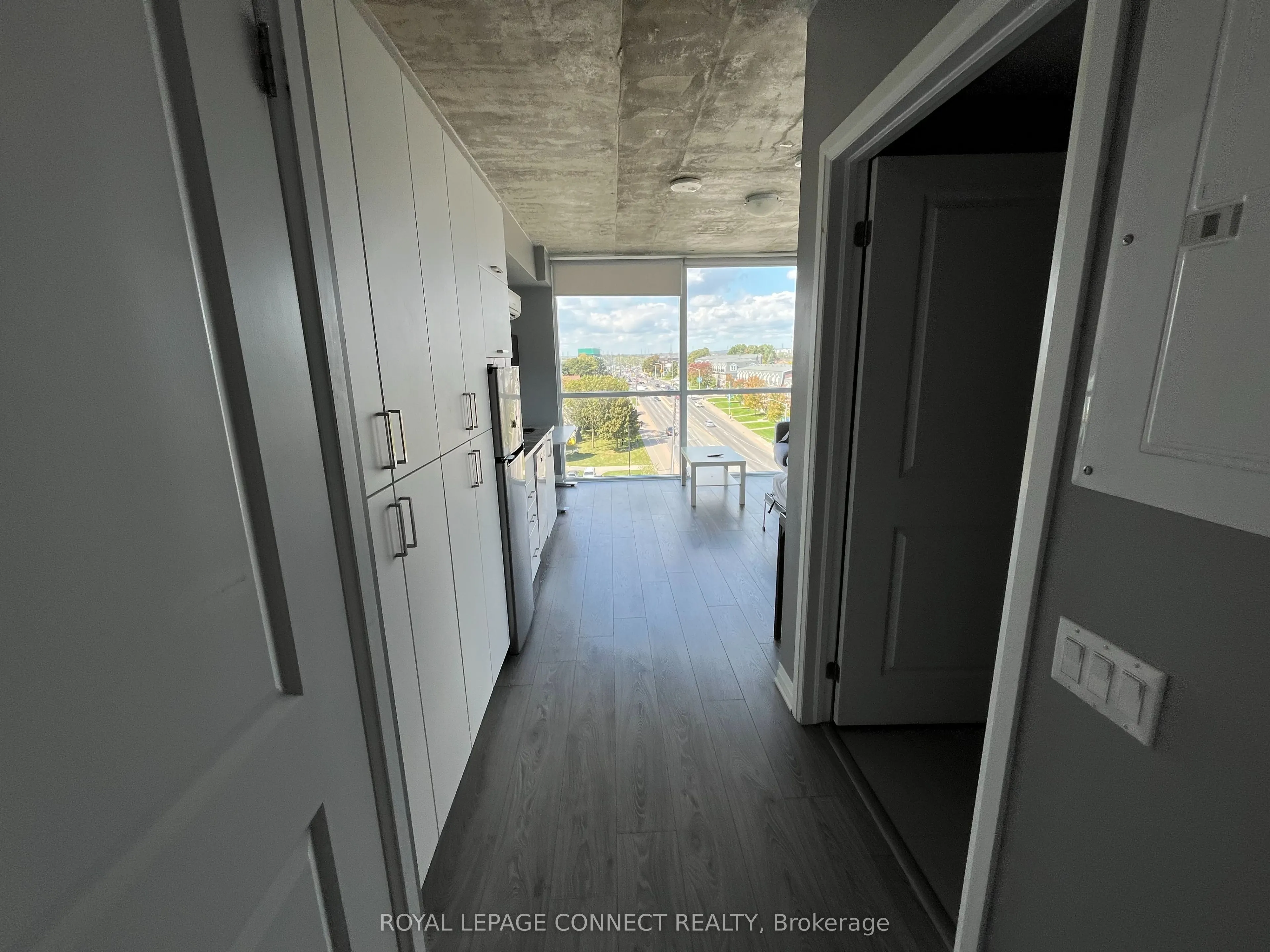 1900 Simcoe Street N, #731