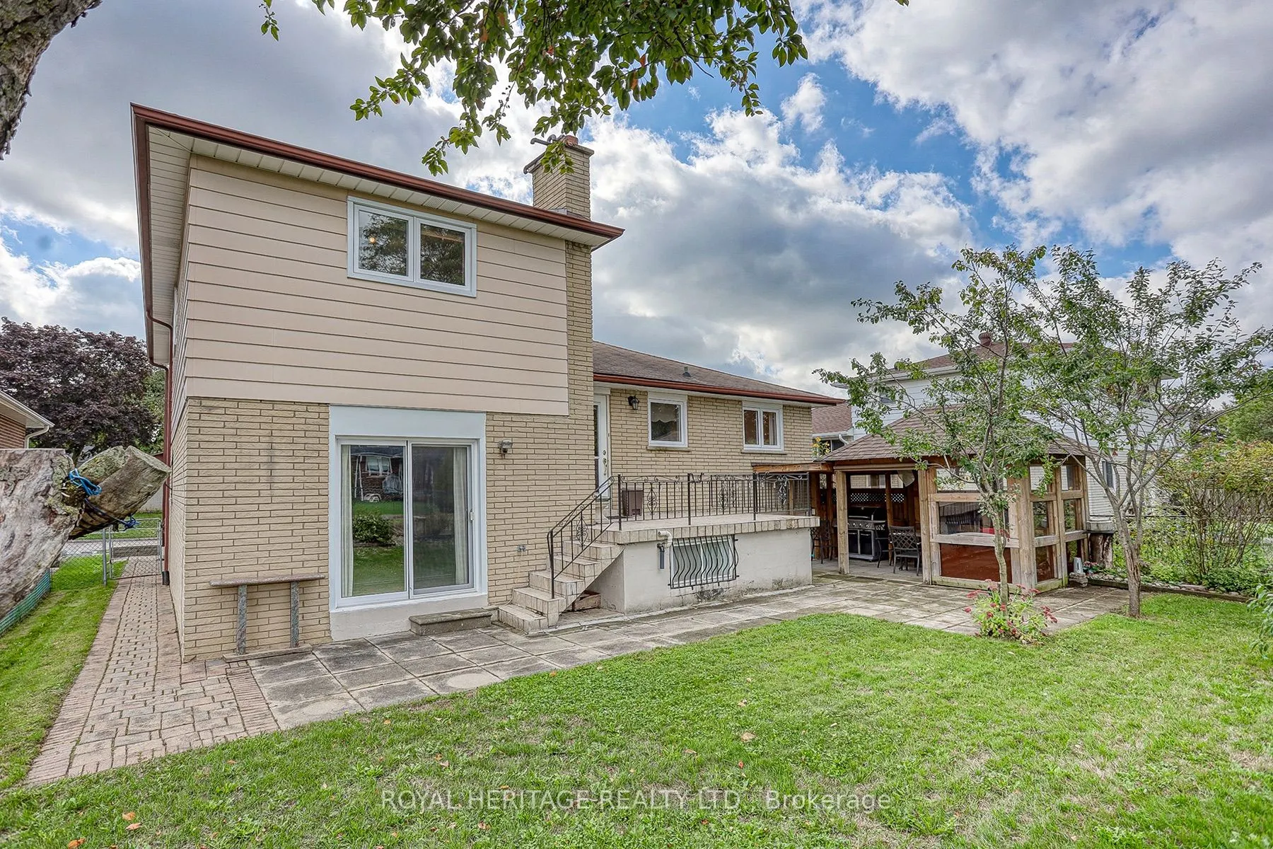 31 Purpledusk Trail