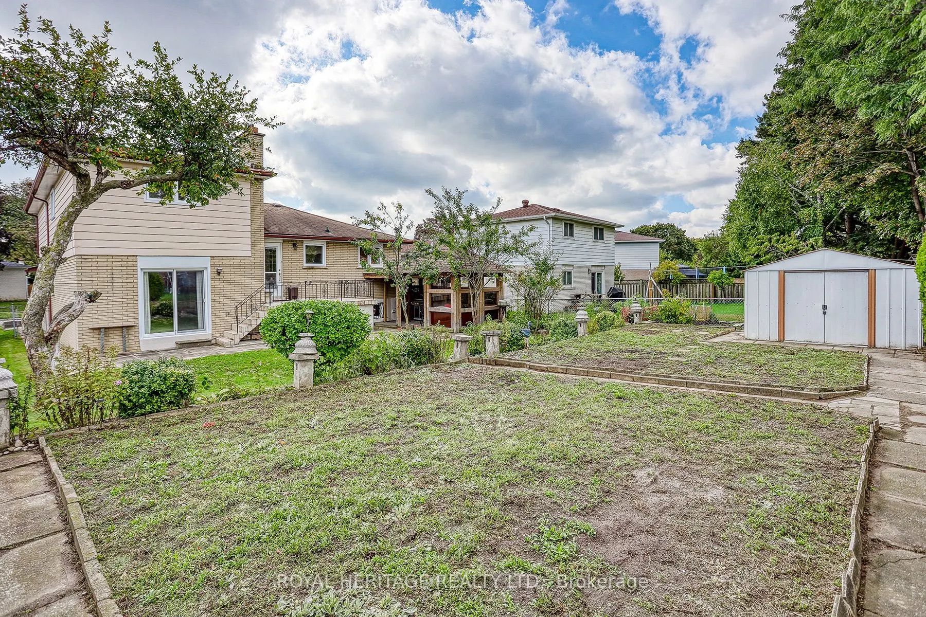 31 Purpledusk Trail