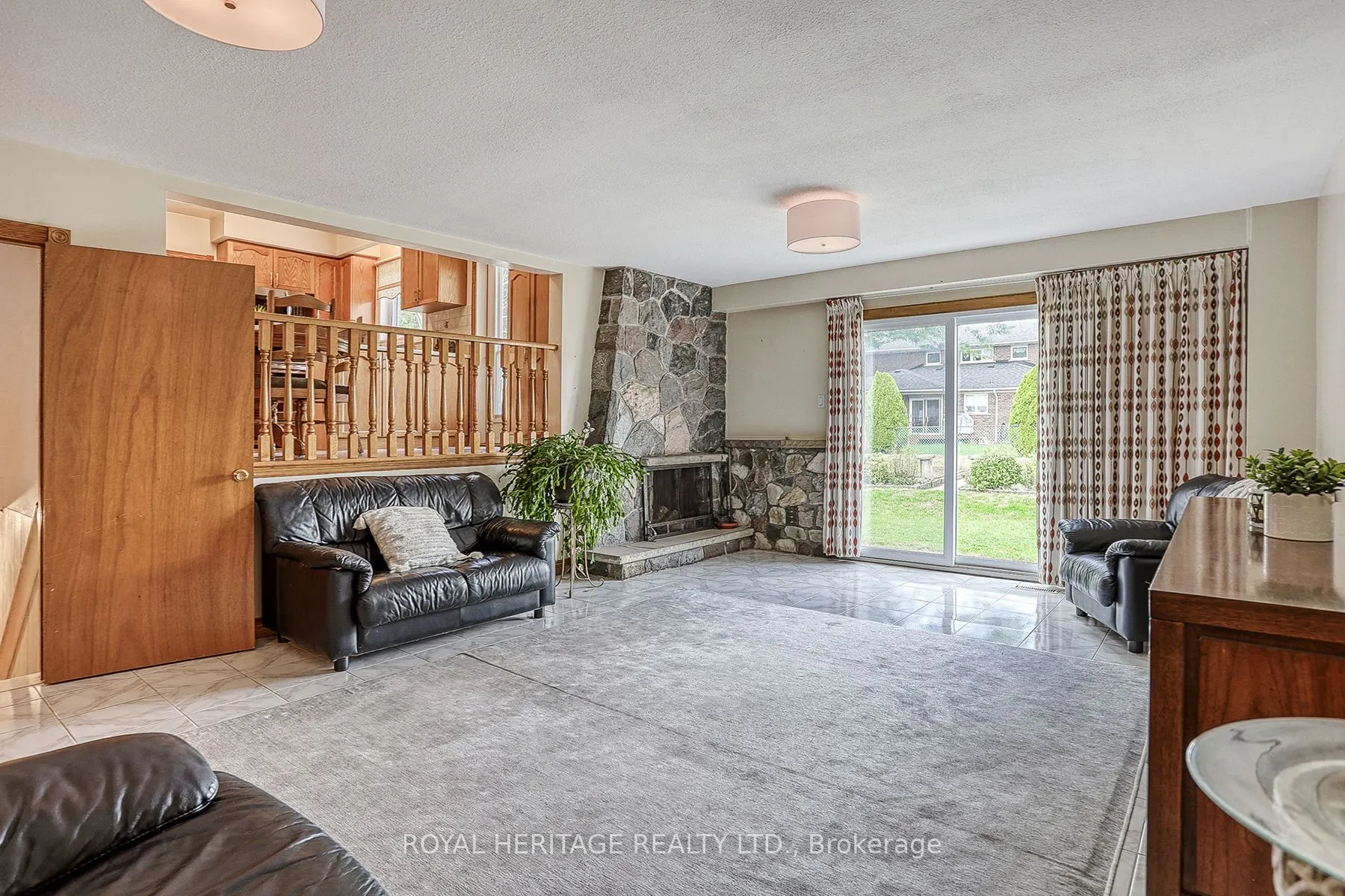 31 Purpledusk Trail