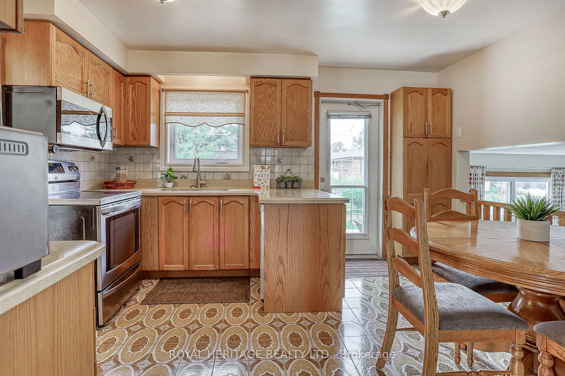 31 Purpledusk Trail