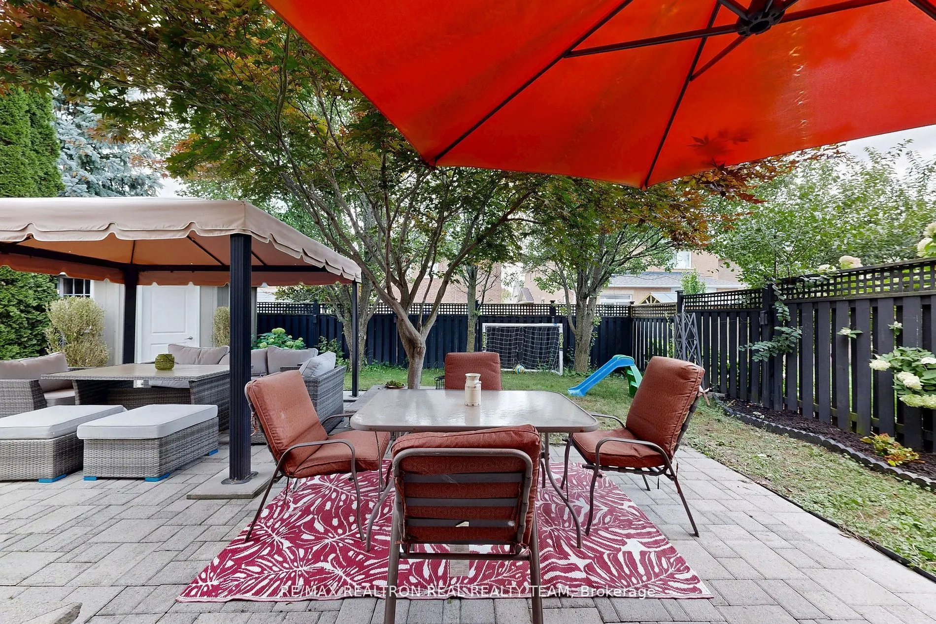 89 Cachet Boulevard