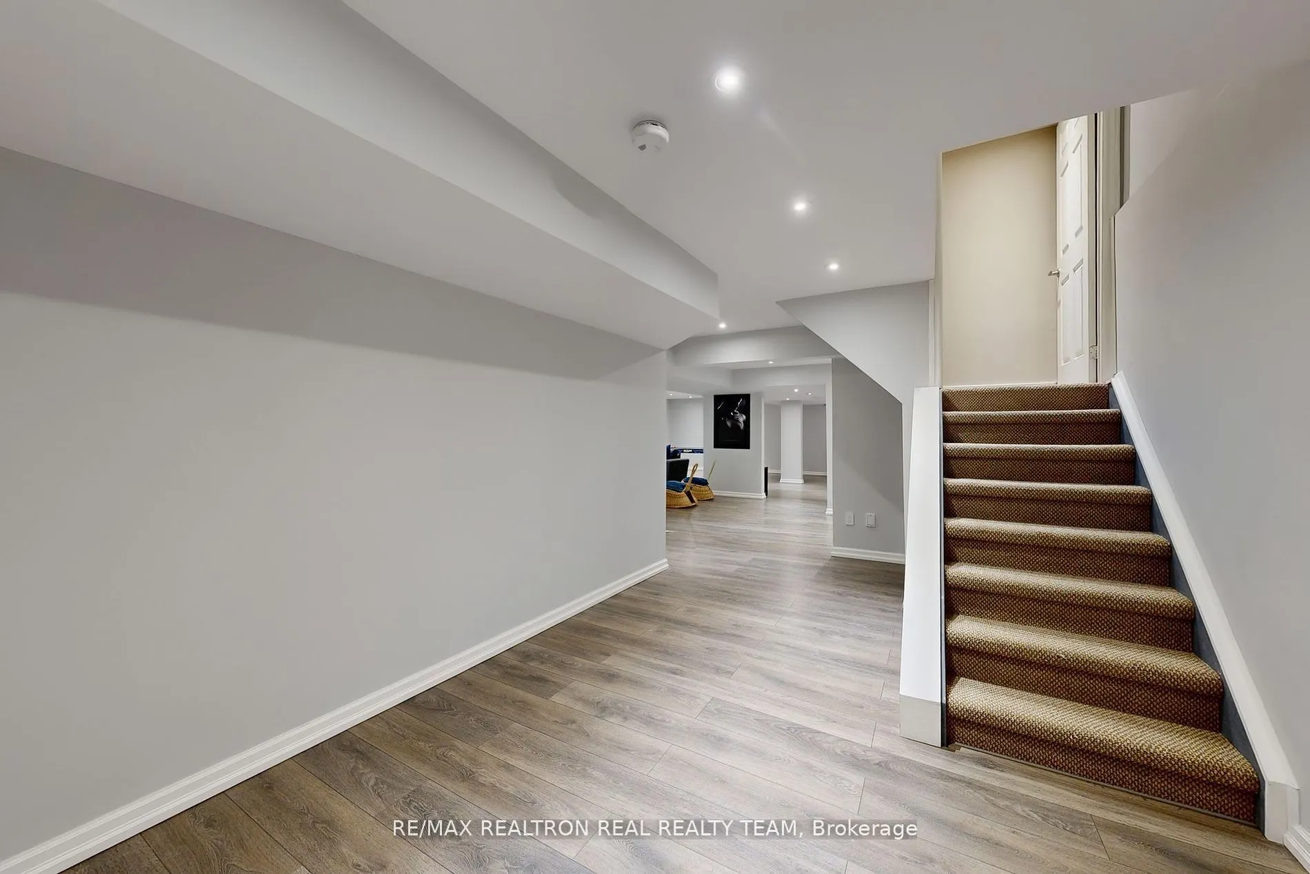 89 Cachet Boulevard