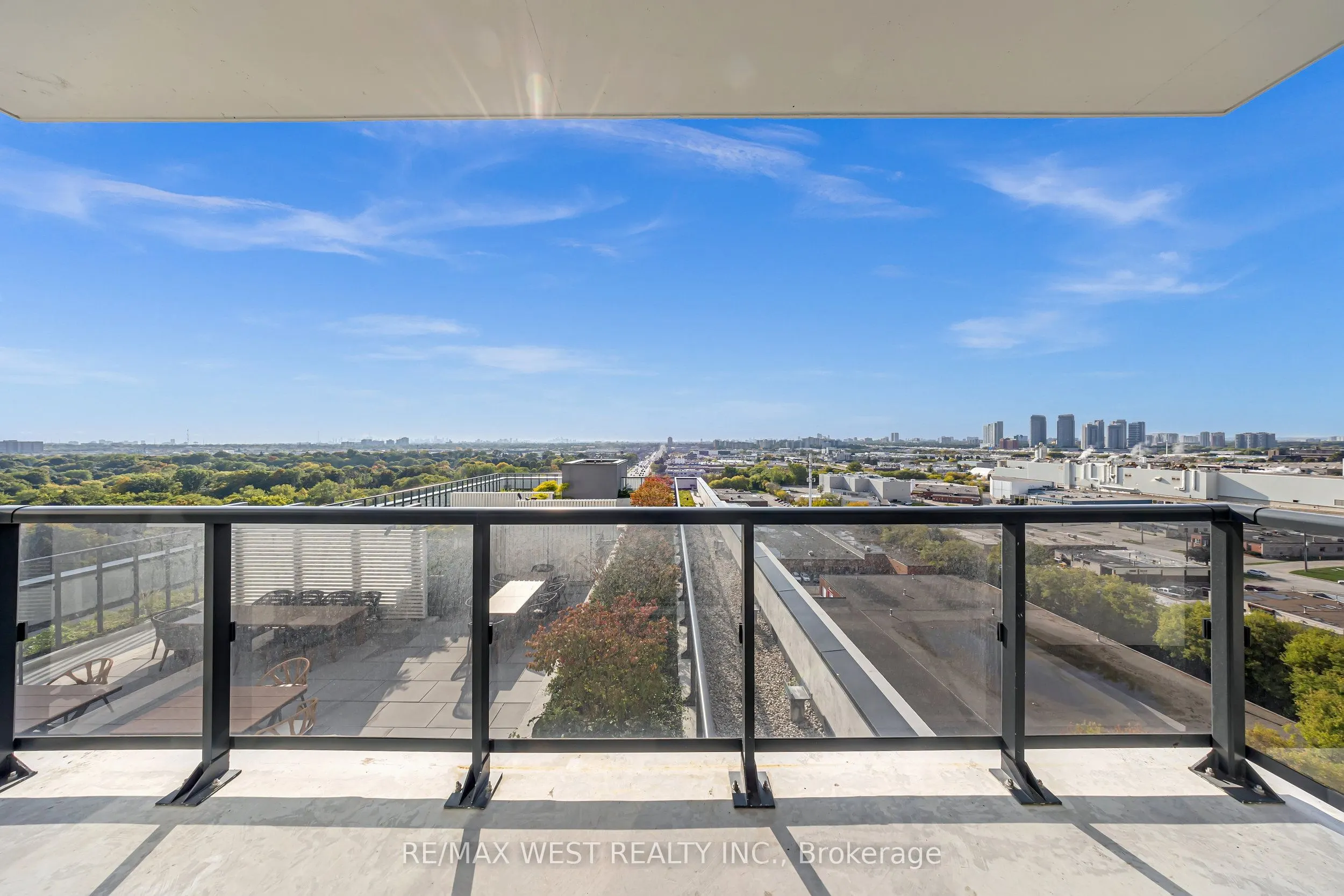 1350 Ellesmere Road, #1