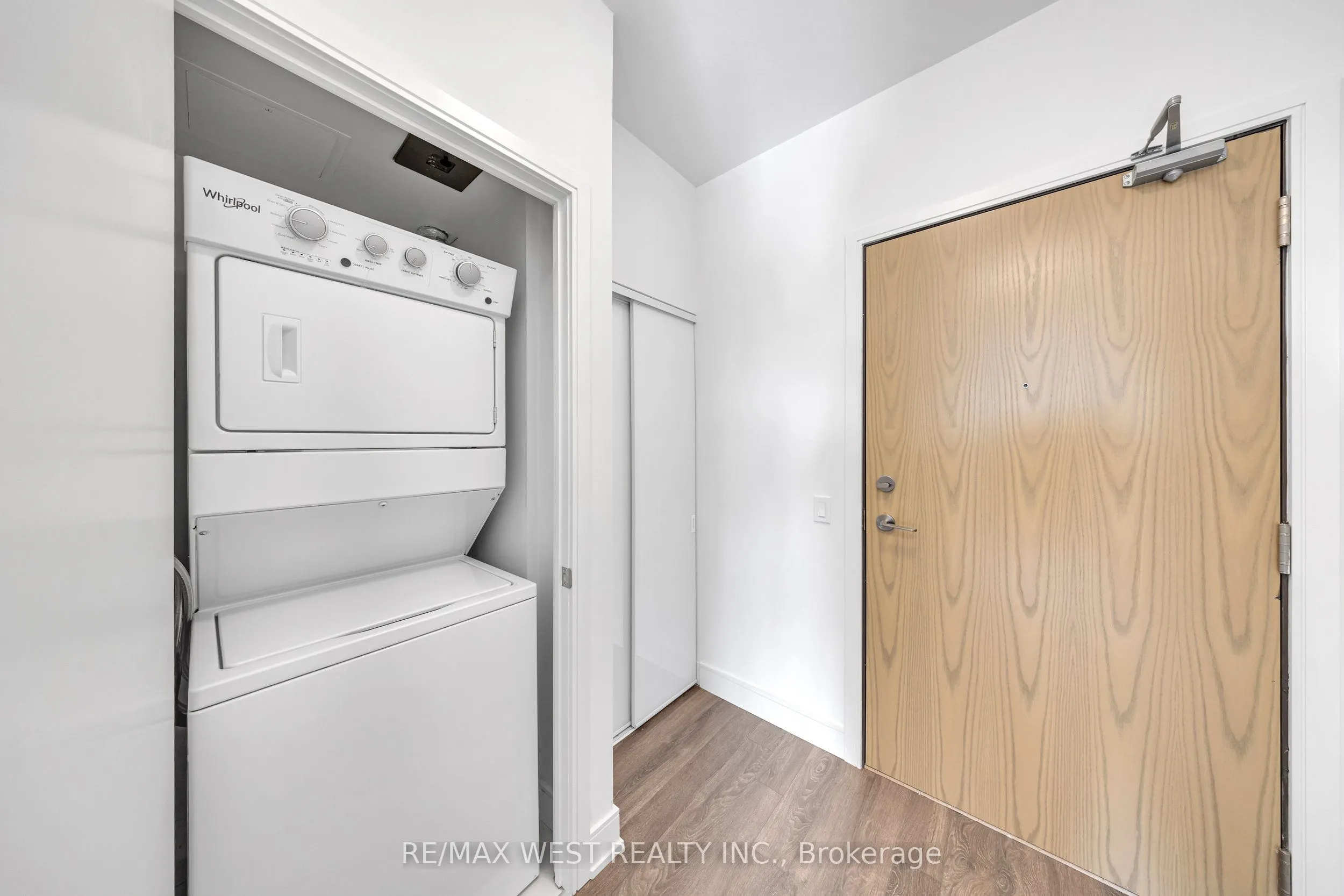 1350 Ellesmere Road, #1