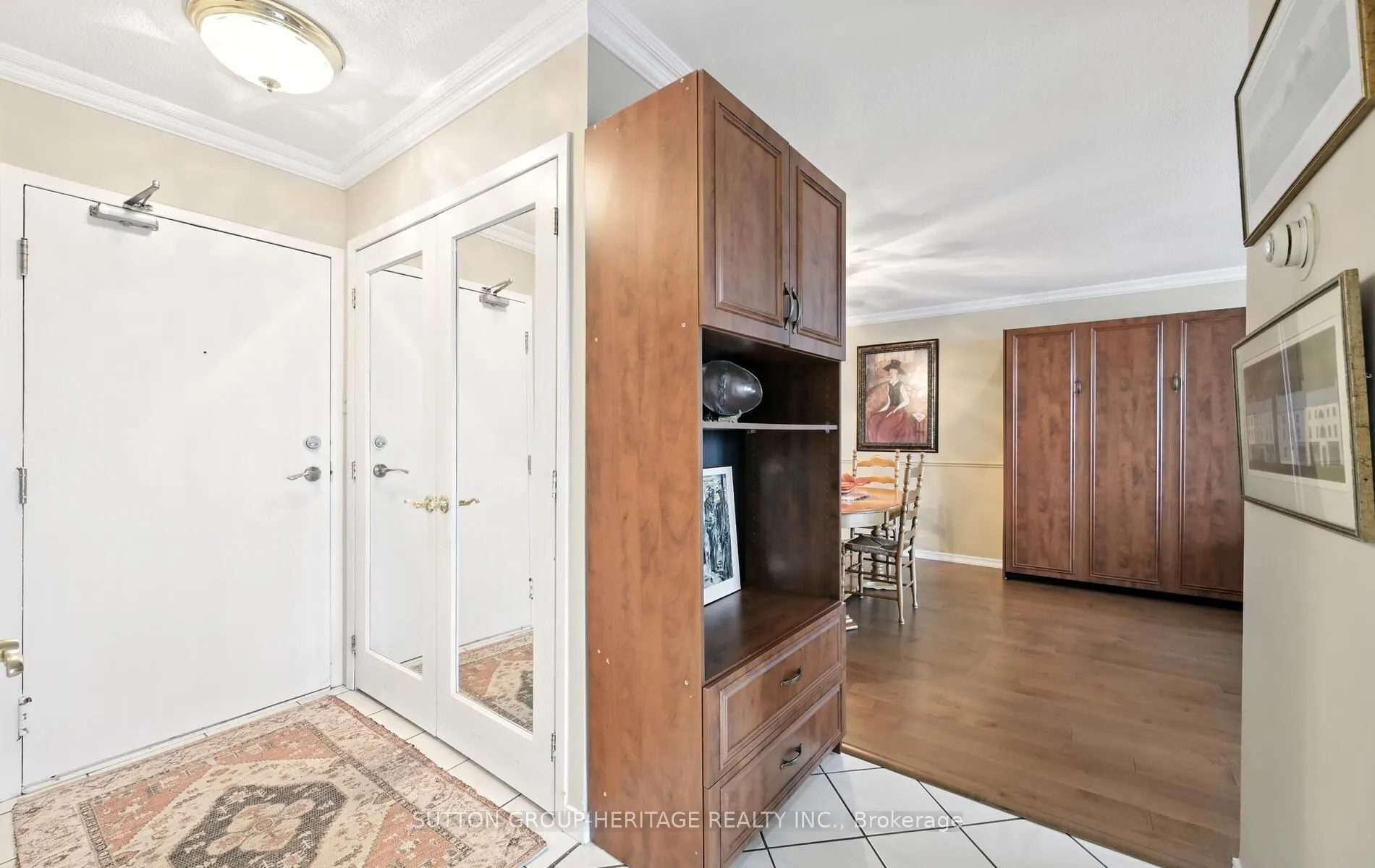 360 Watson Street W, #908